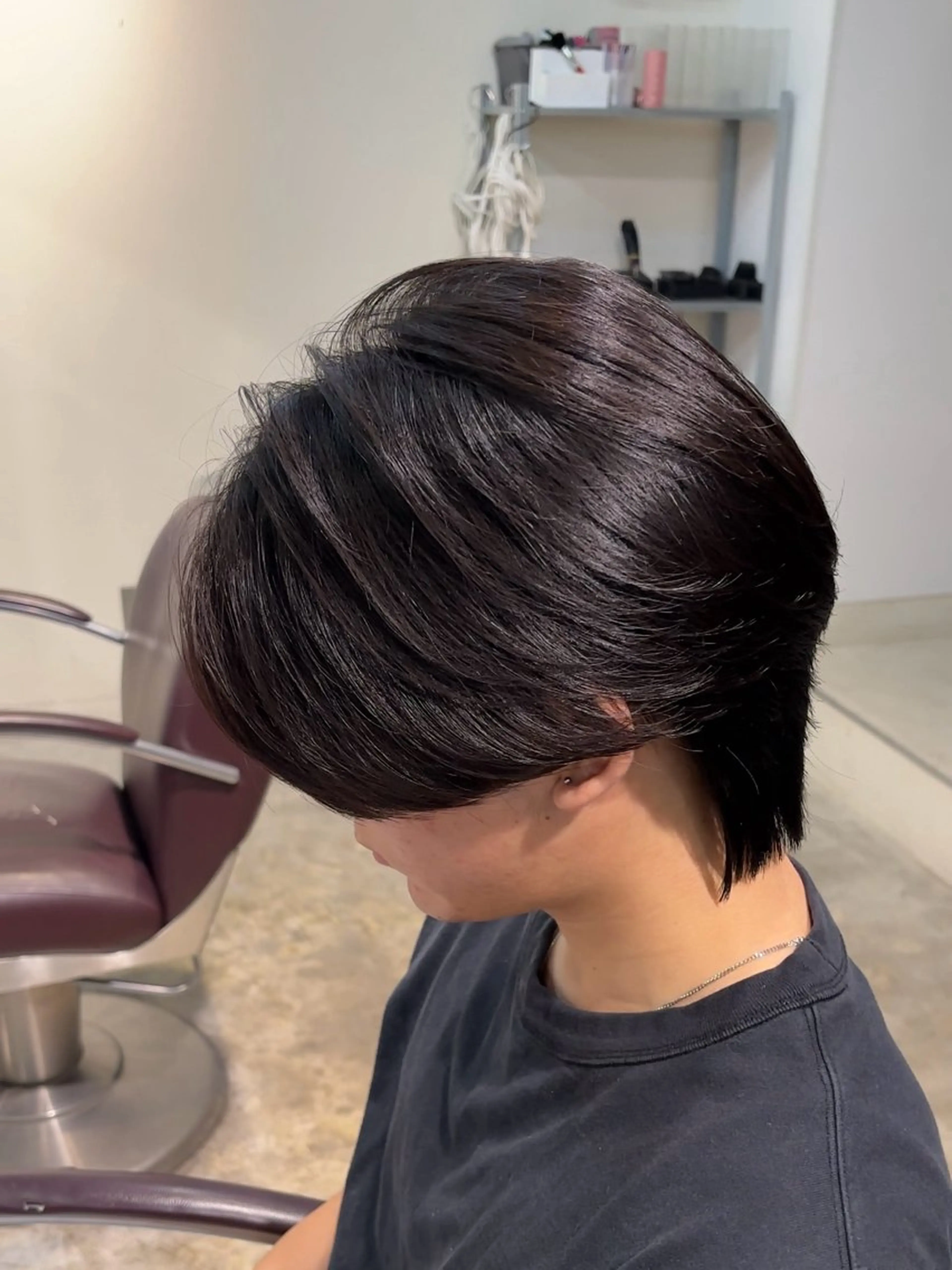 ショート パーマ メンズ センターパート メンズパーマ メンズウルフカット くせ毛 縮毛矯正 カット 縮毛矯正 縮毛矯正/メンズ パーマ/岩名新大のヘアスタイル