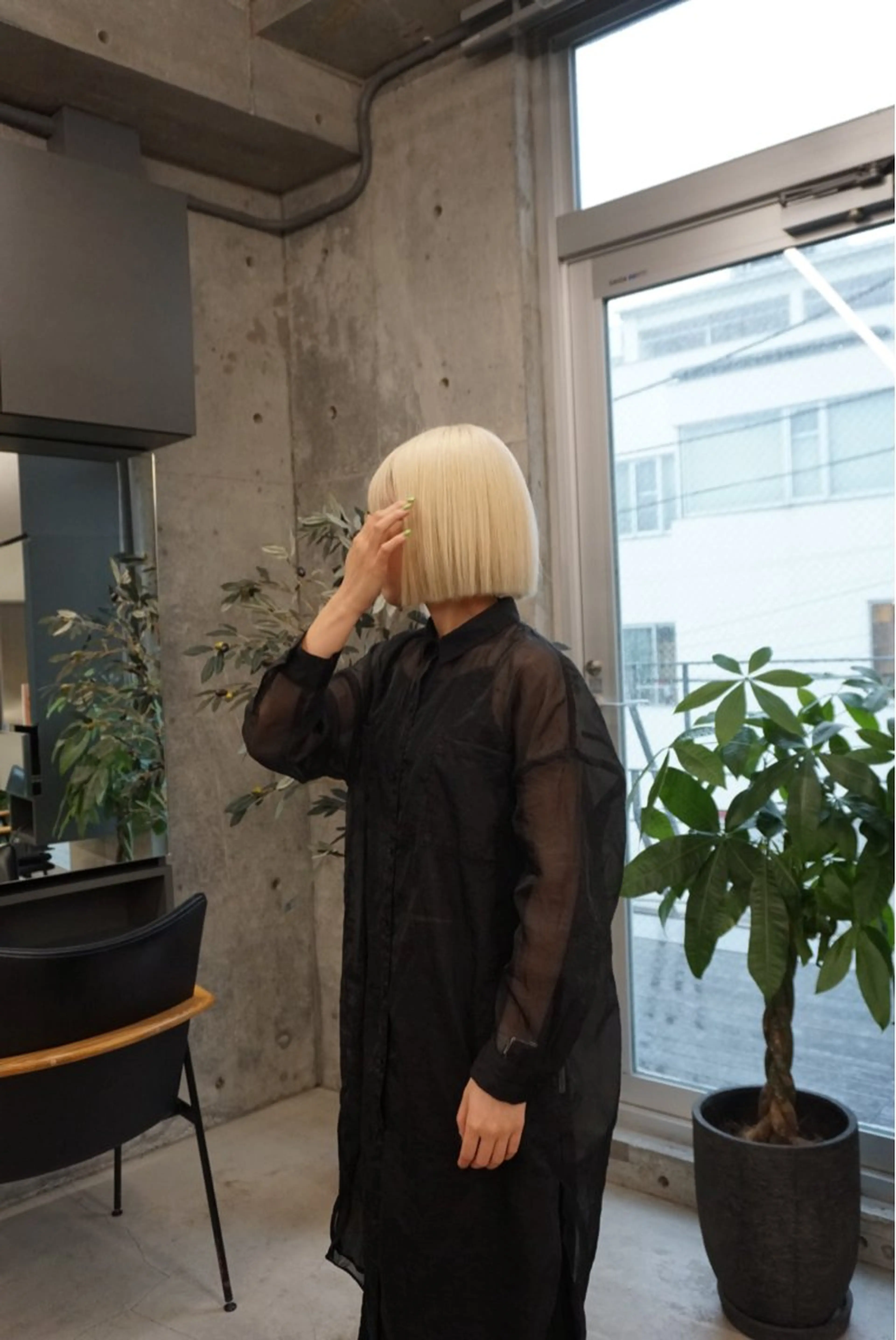 ショート カラー 【ブリーチ1回】 薬剤ヲタクひろのヘアスタイル