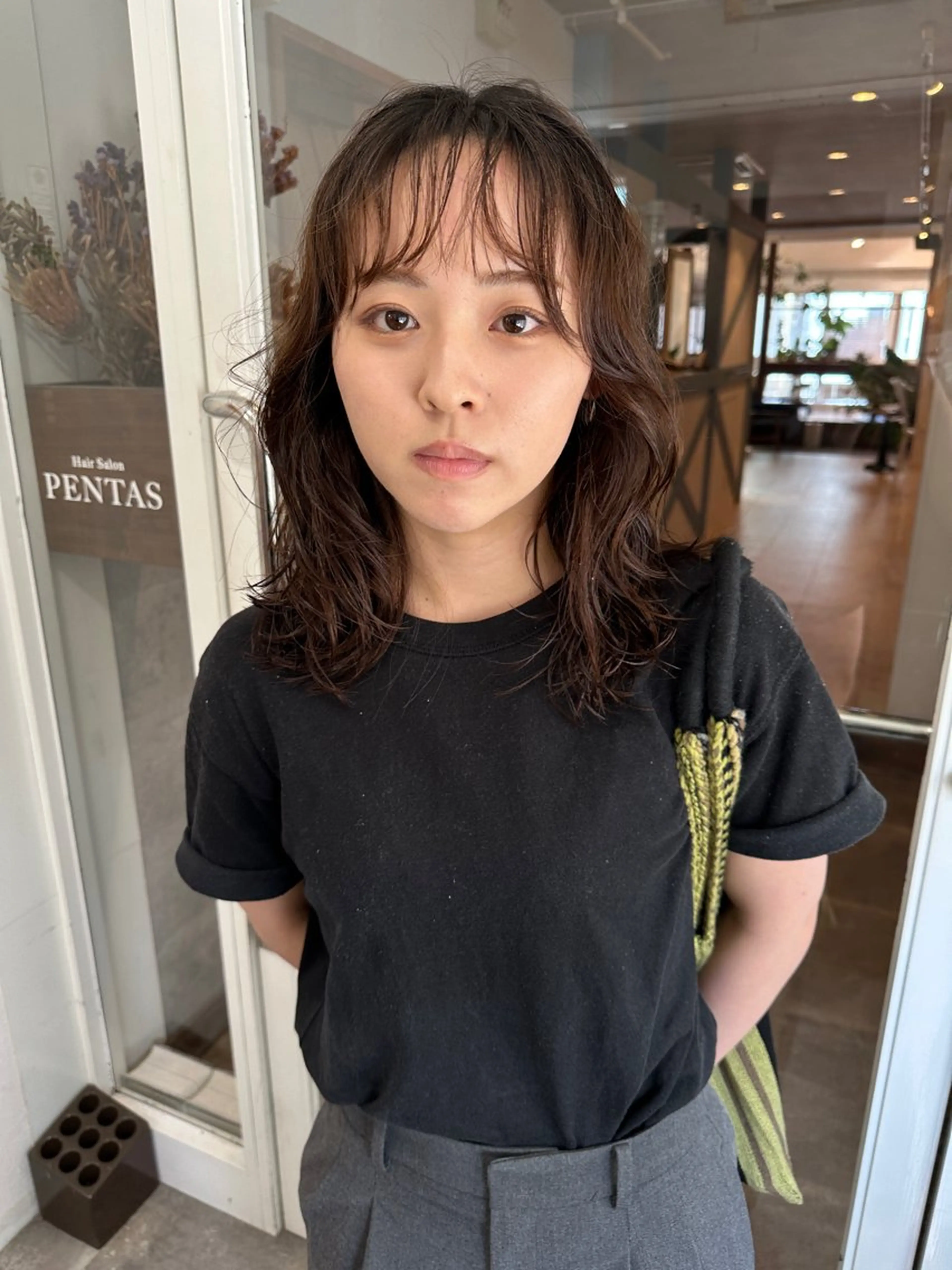 セミロング セミロングパーマ レイヤーカット カット パーマ 宮﨑 あかねのヘアスタイル