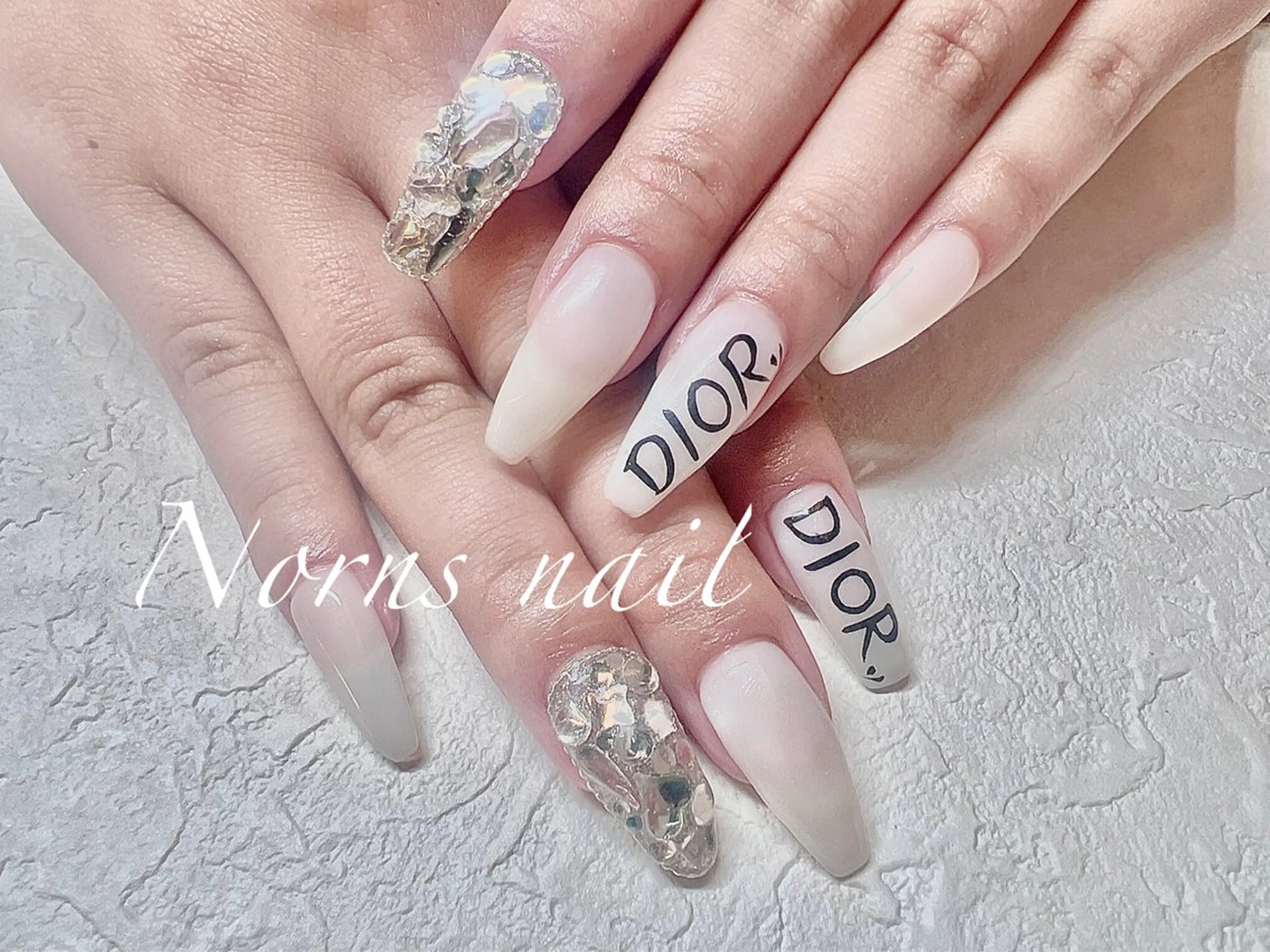 長出し+持ち込み4本アート、小さなパーツスートン、シールつけ放題（埋め尽くし🅾️) （大きいパーツ2️⃣個の写真