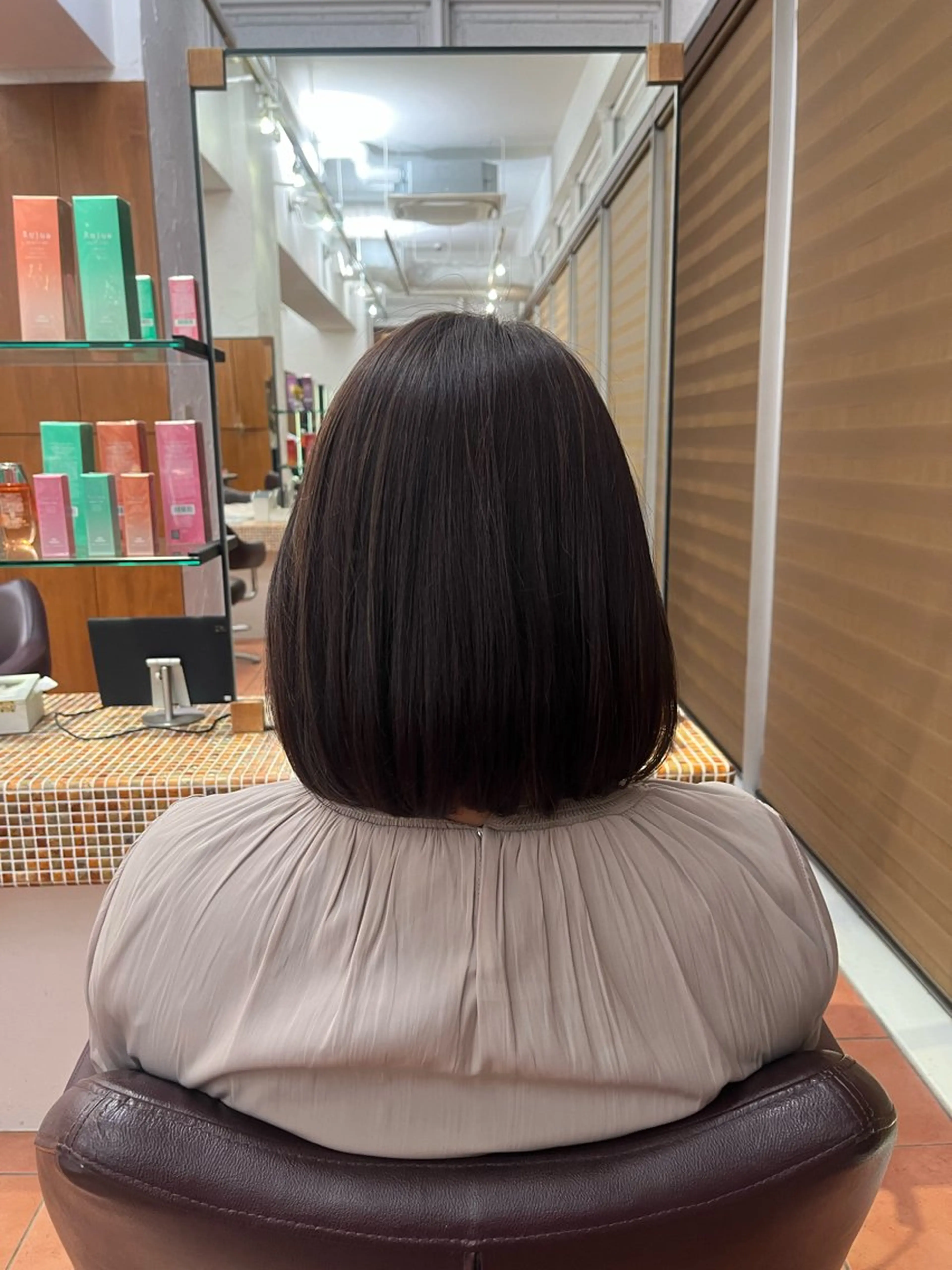 ミディアム ハイライト ヘアカラー M.SLASH センター北店所属・高橋 響のヘアスタイル