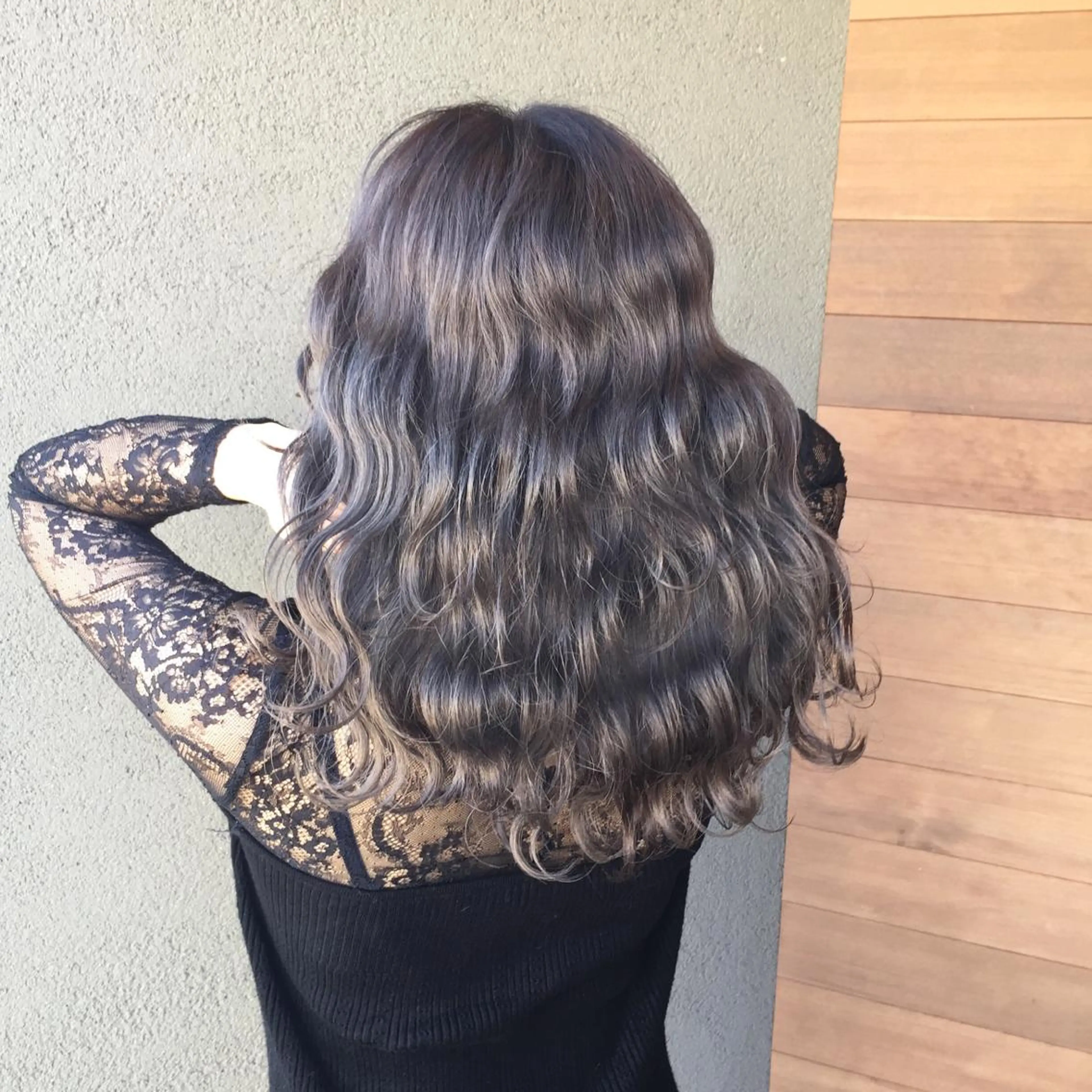 ロング ヘアカラー maco 艶感ハイトーン🦋のヘアスタイル