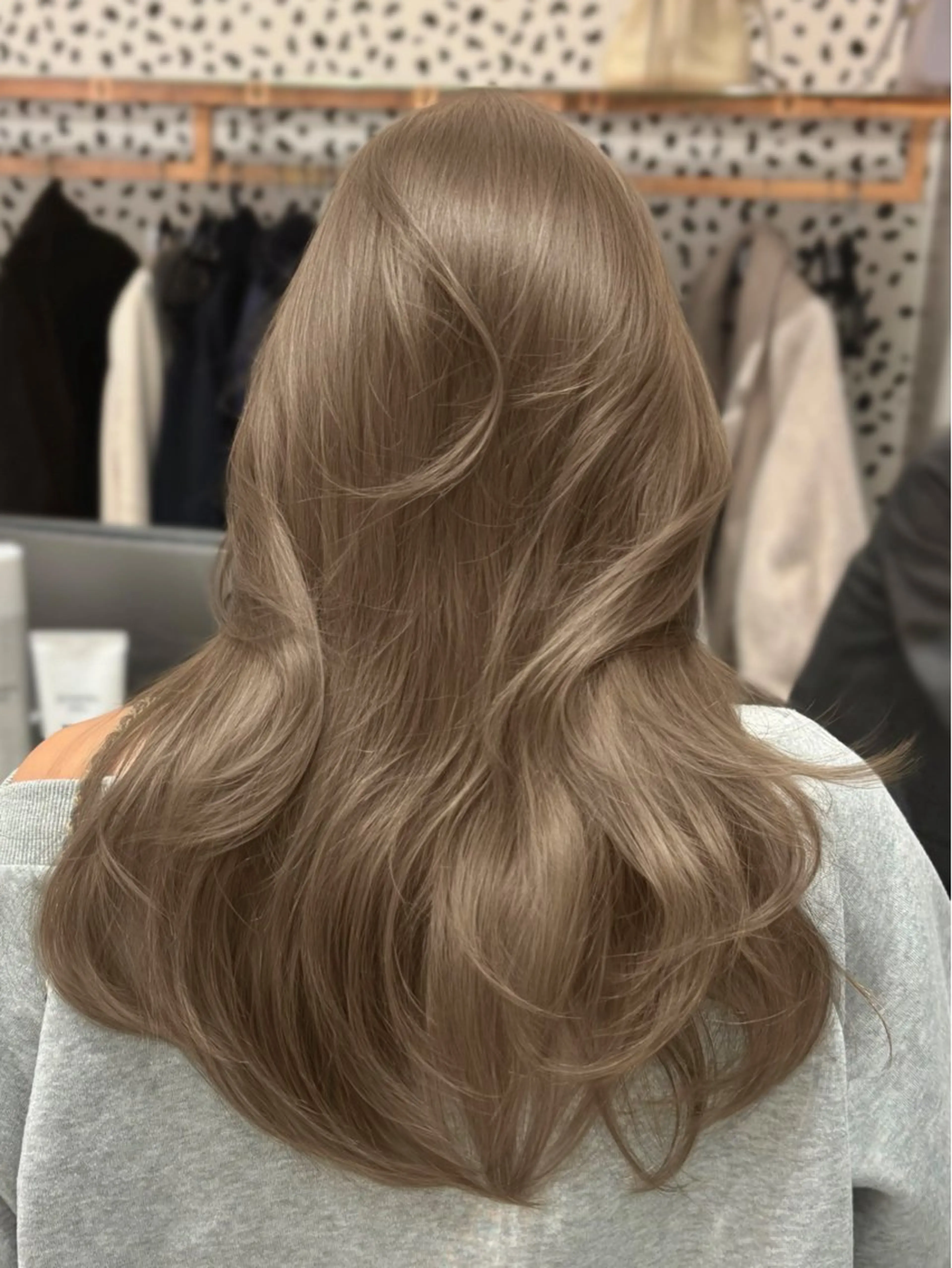 【女性限定🤍透明感MAX】カット＋ライトニングダブルケアイルミナカラー（ブリーチなし可／赤み消し)の写真