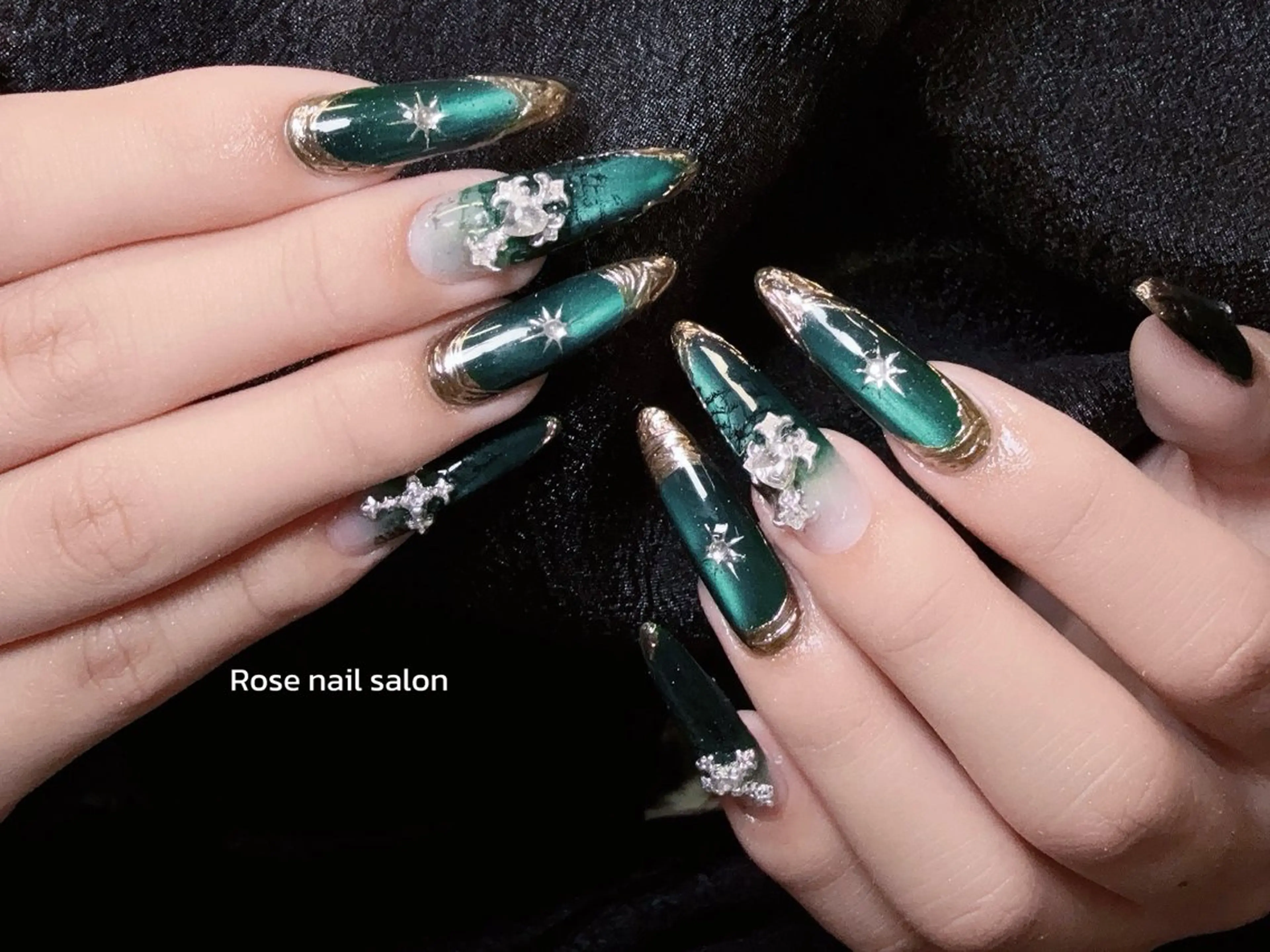 ネイル ハンドネイル Rose nail💅のネイルデザイン