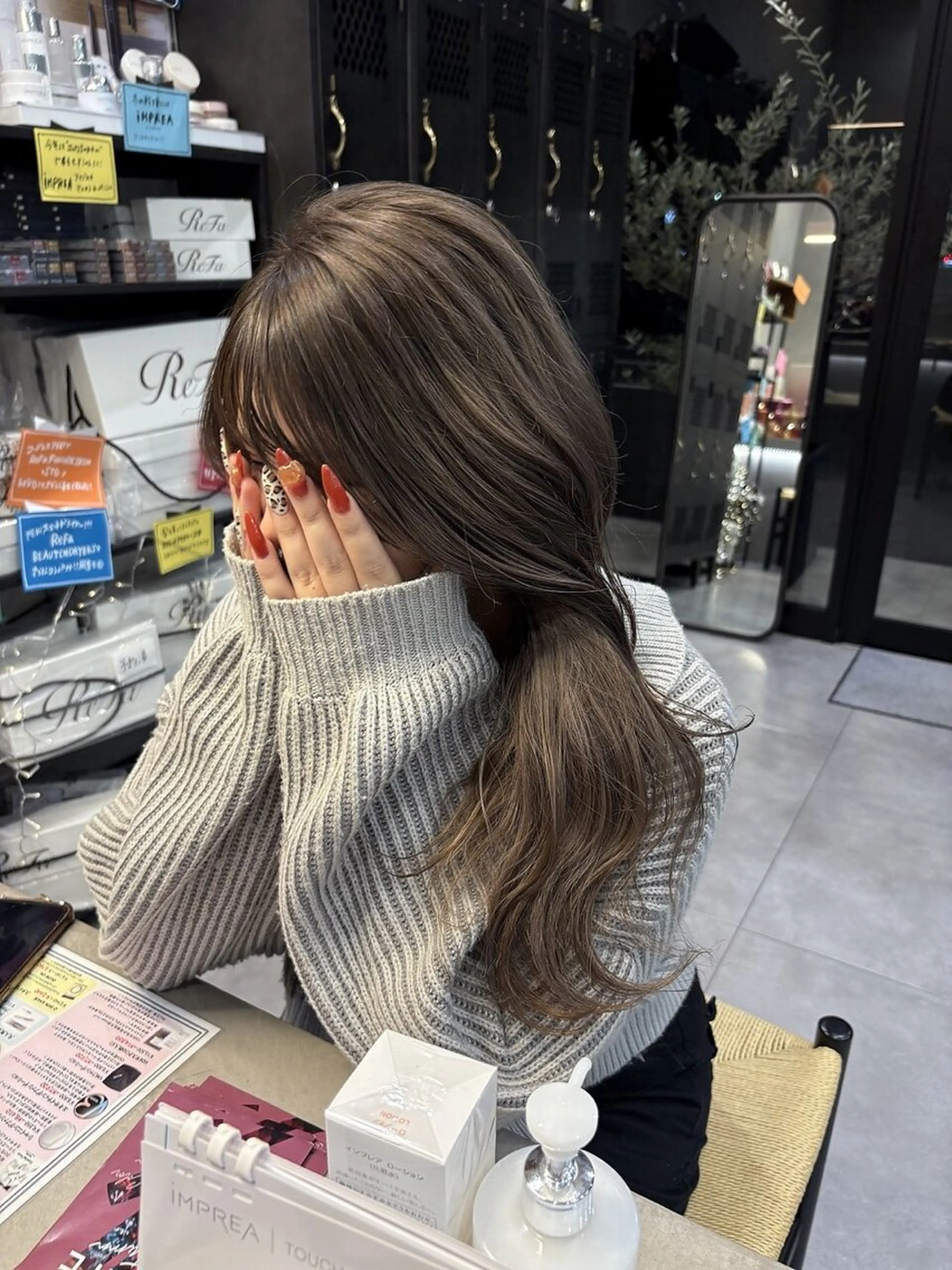 カラー 加藤 小春のヘアスタイル