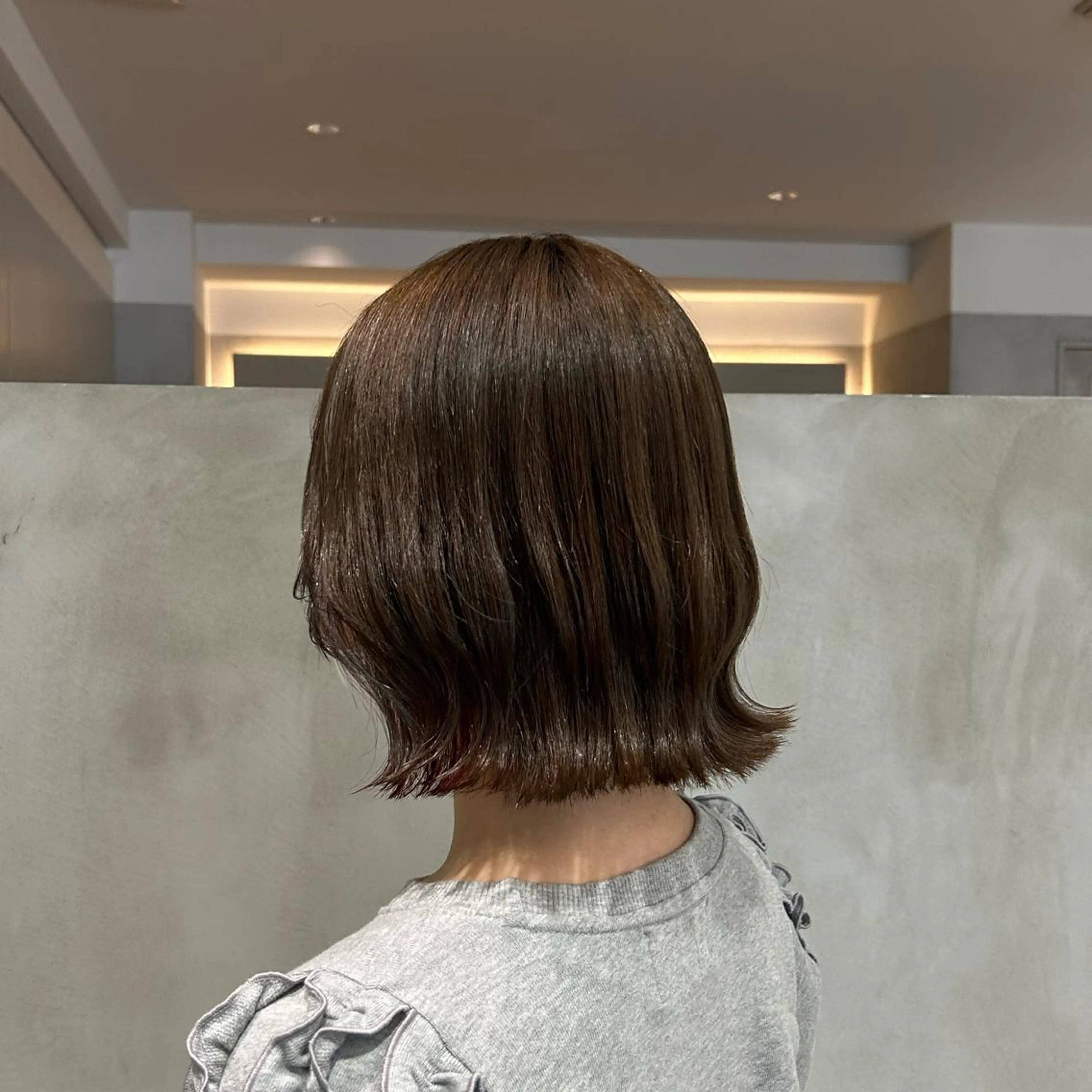 ミディアム カラー ブラウンカラー くすみブラウン ボブ カット ヘアカラー トリートメント ヘアセット ナチュラル/韓国💎 haruka 💎のヘアスタイル