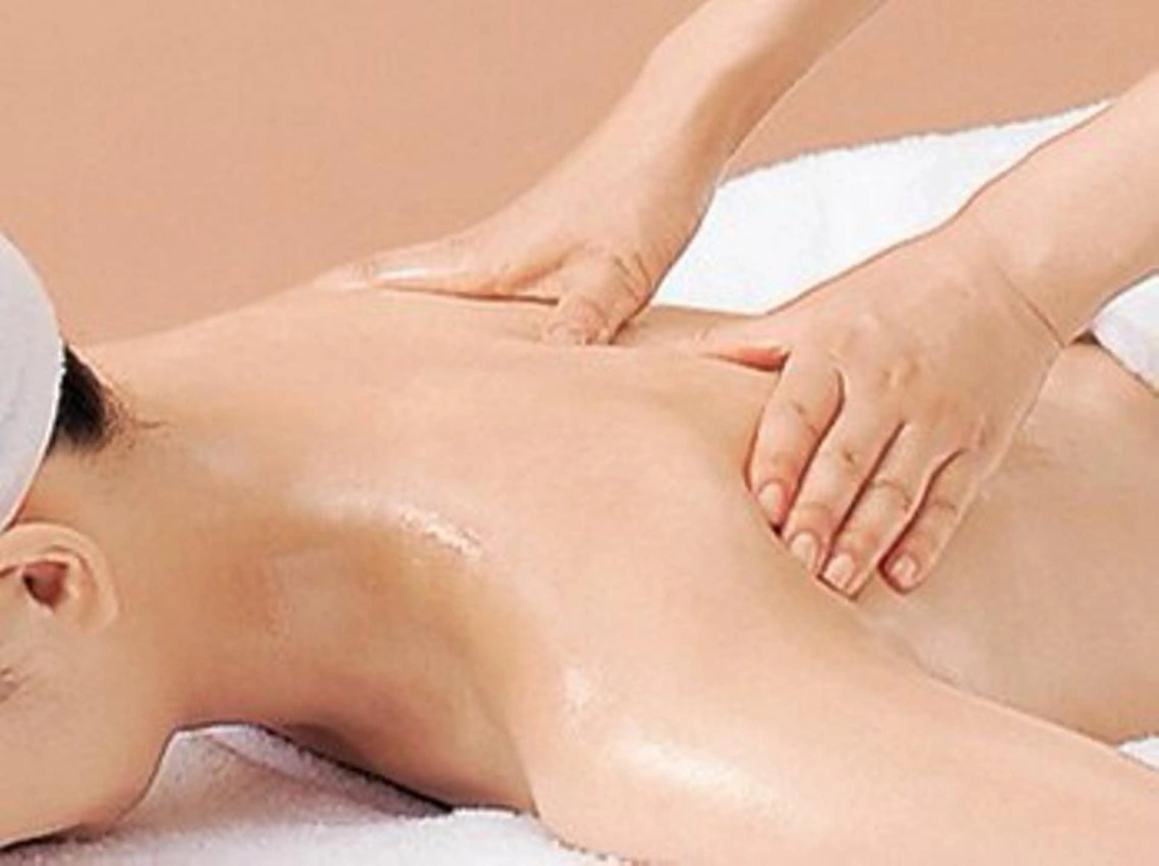 メナードフェイシャルサロン　福山東手城所属・耳ツボ/エステ/ CHIHIROのエステ・リラクイメージ