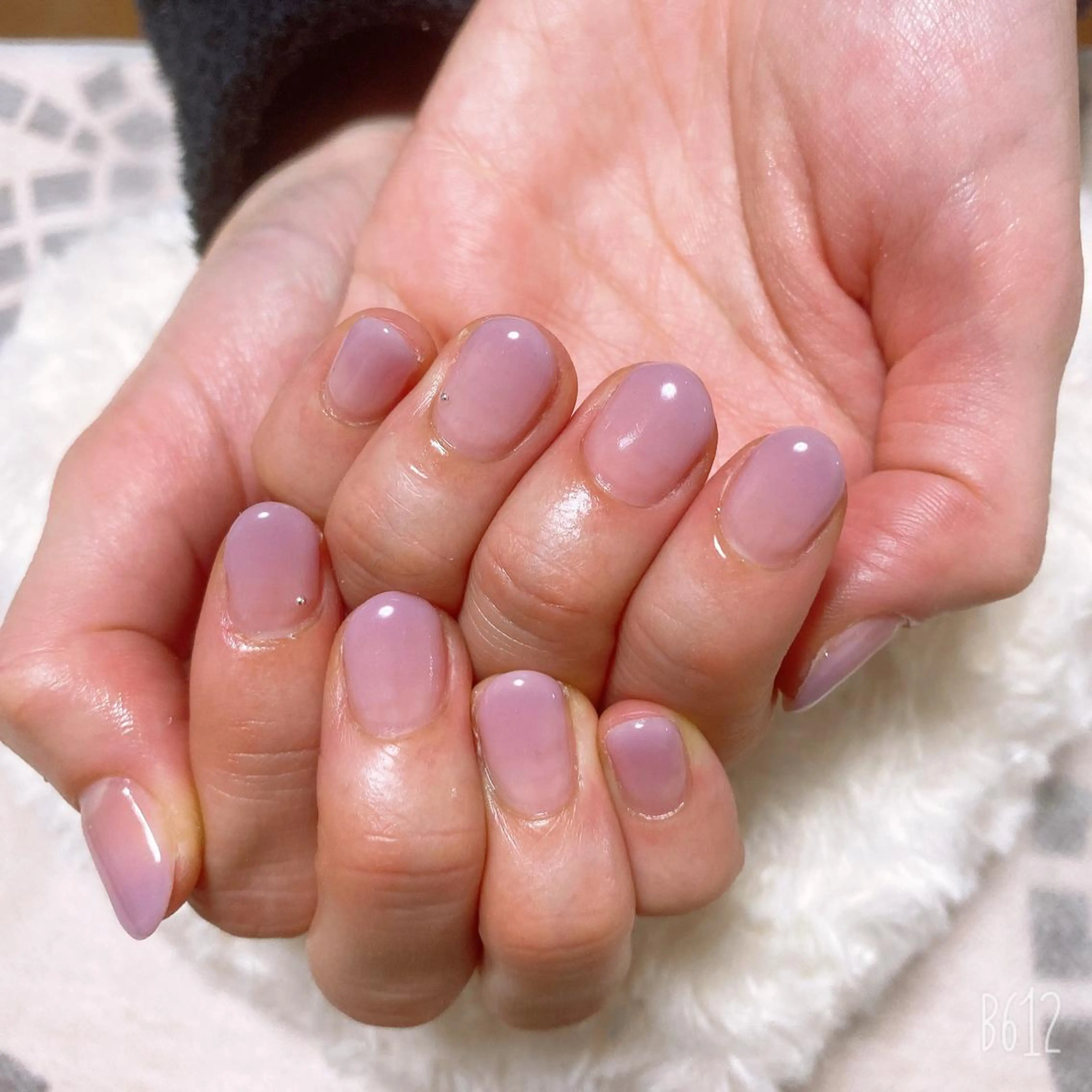 ネイル ハンドネイル The Best Beauty受付担当のヘアスタイル