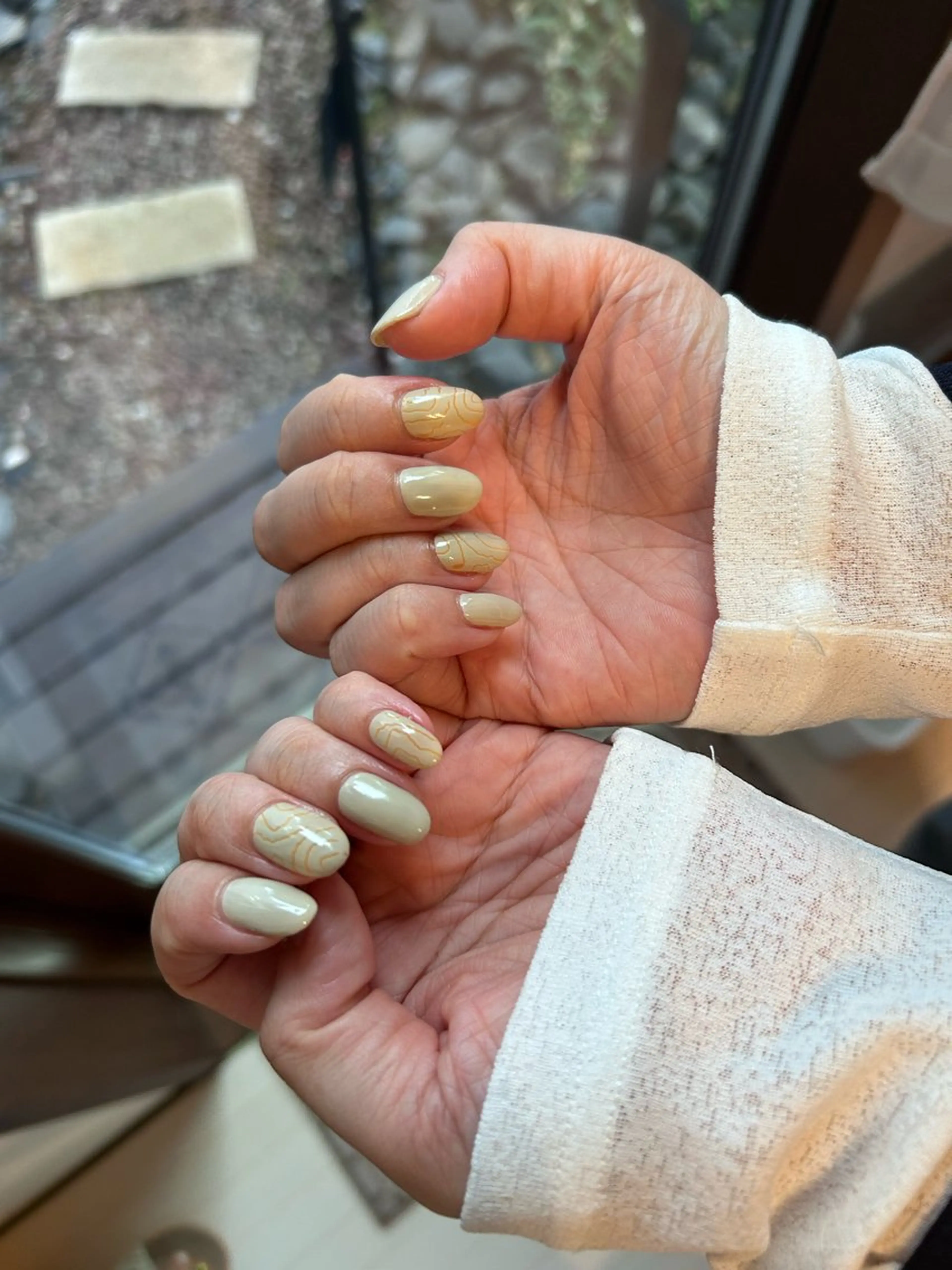 ネイル ハンドネイル Slow.Nail Tomomiのネイルデザイン