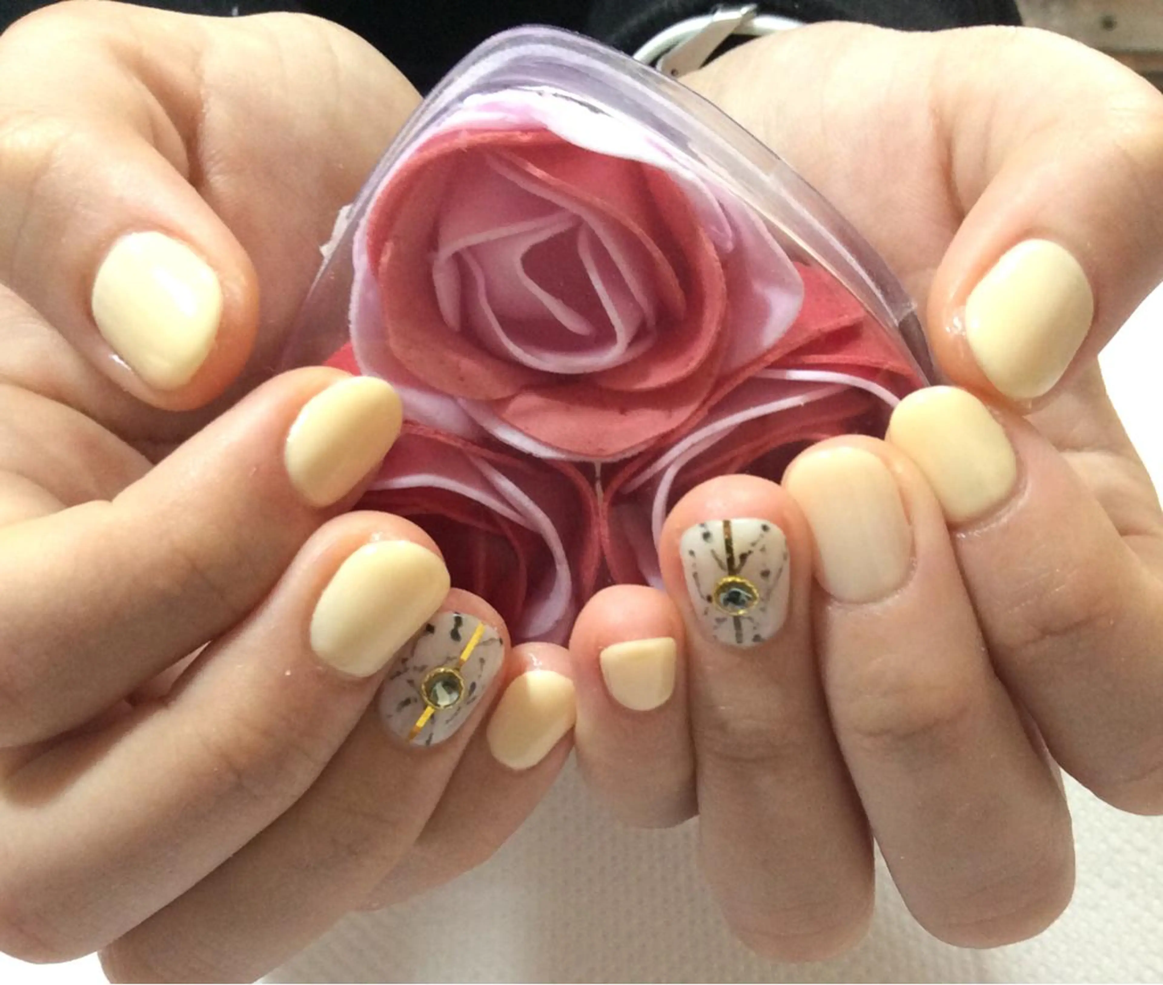 ネイル Eye アイのネイルデザイン