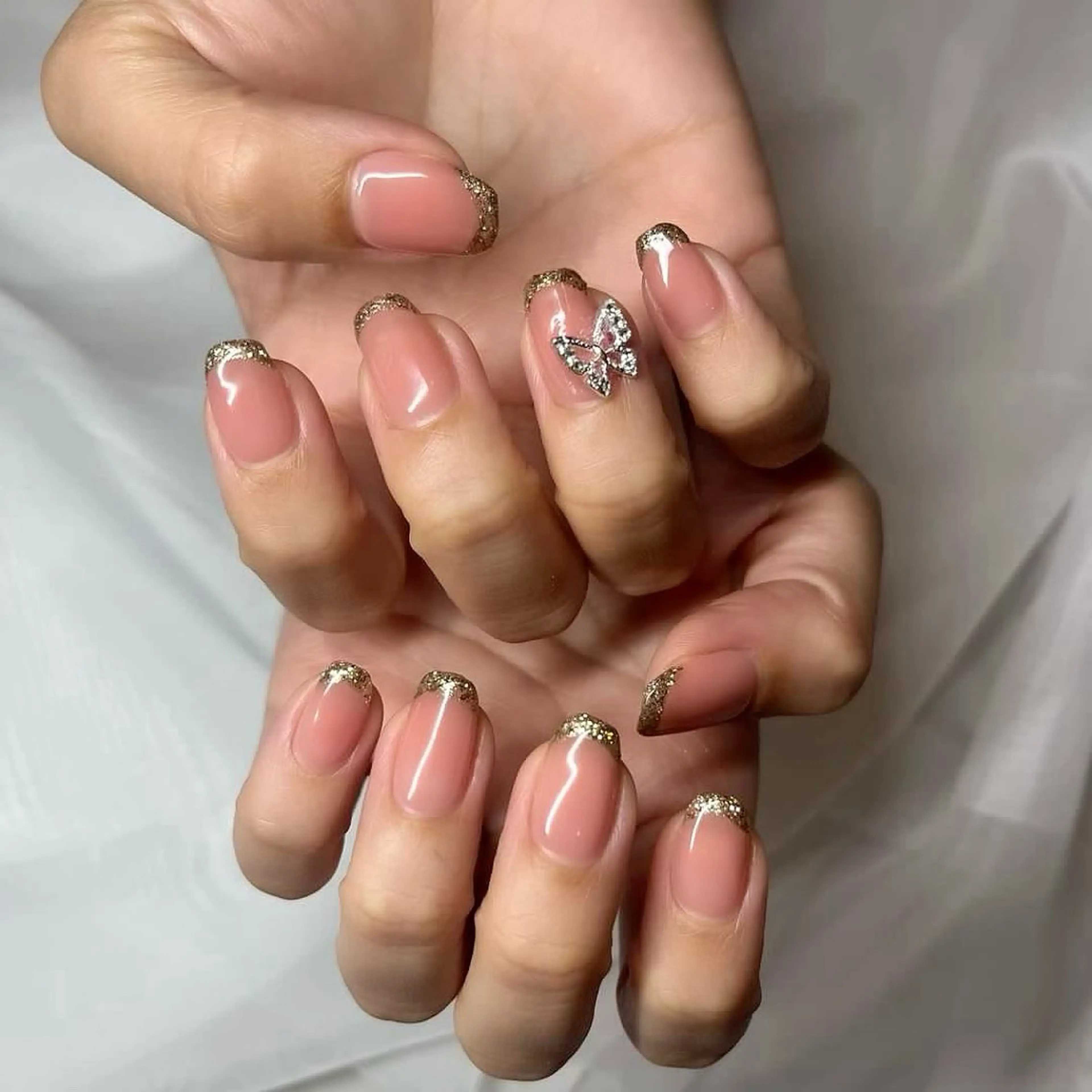 ネイル フレンチネイル ハンドネイル Lucid Fleur Amiのネイルデザイン