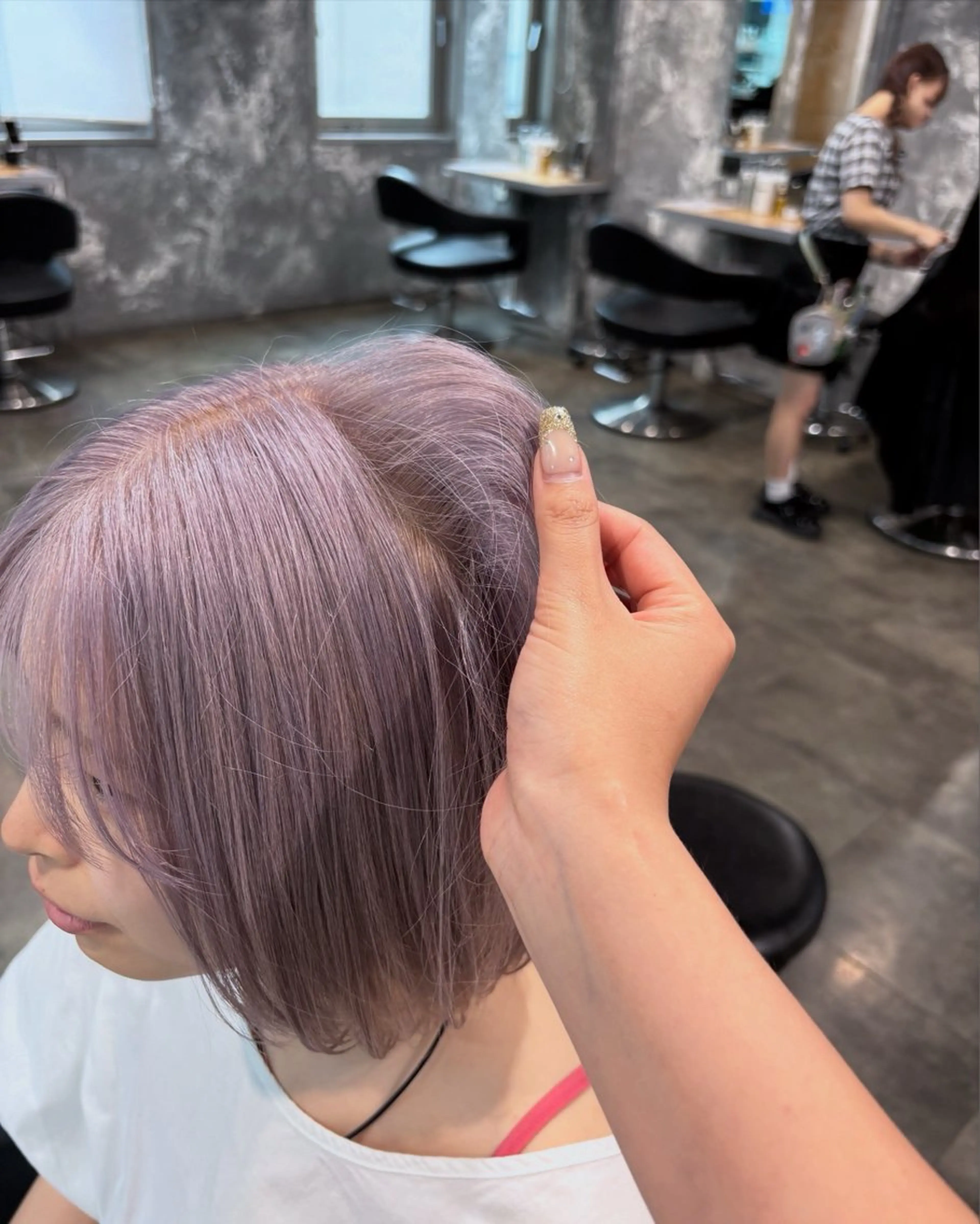 ショート カラー ヘアカラー ハイトーン 横浜💞ミオのヘアスタイル