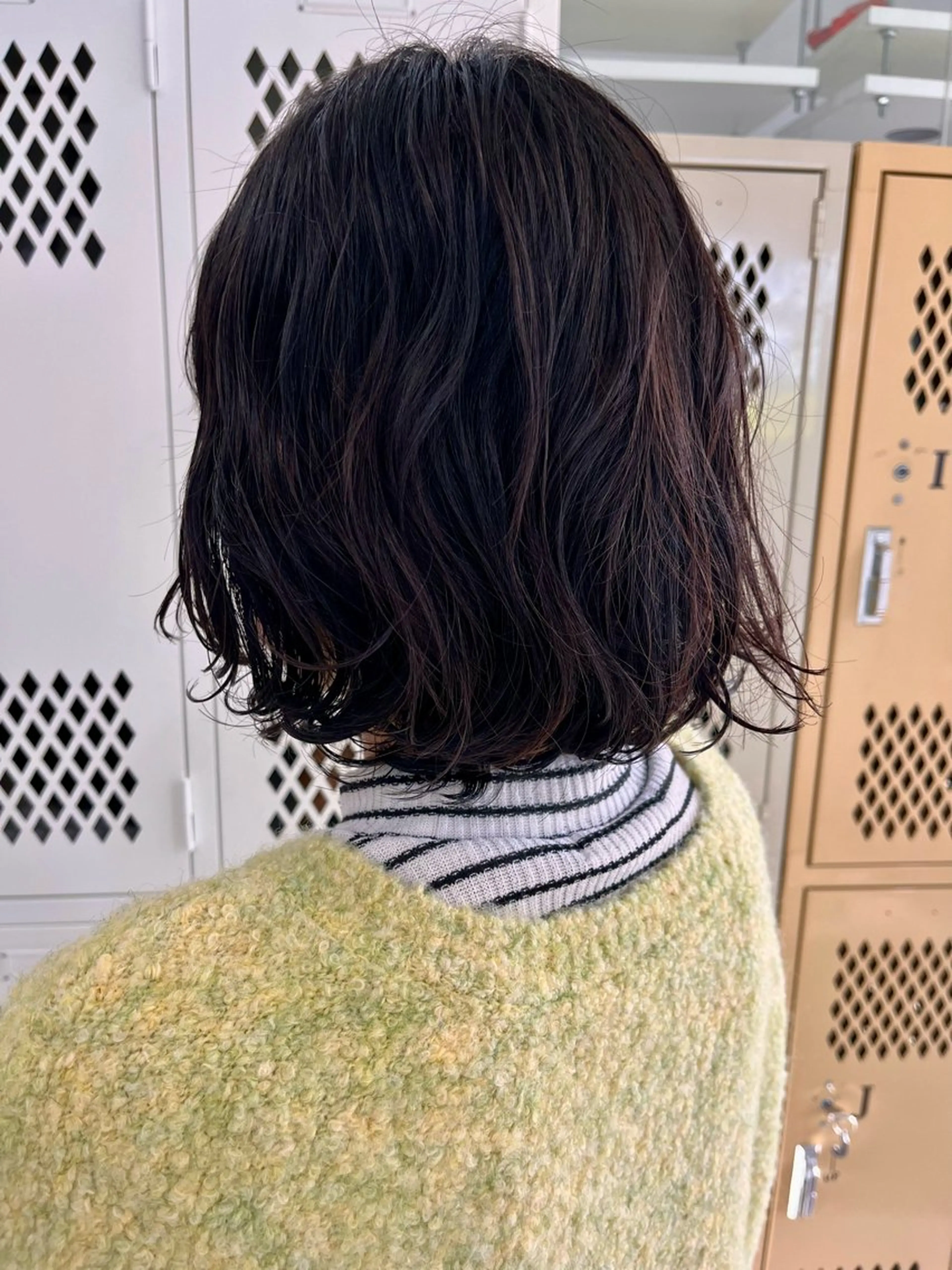 ミディアム パーマ ボブ レイヤーカット カット パーマ トリートメント 森田 菜留美のヘアスタイル