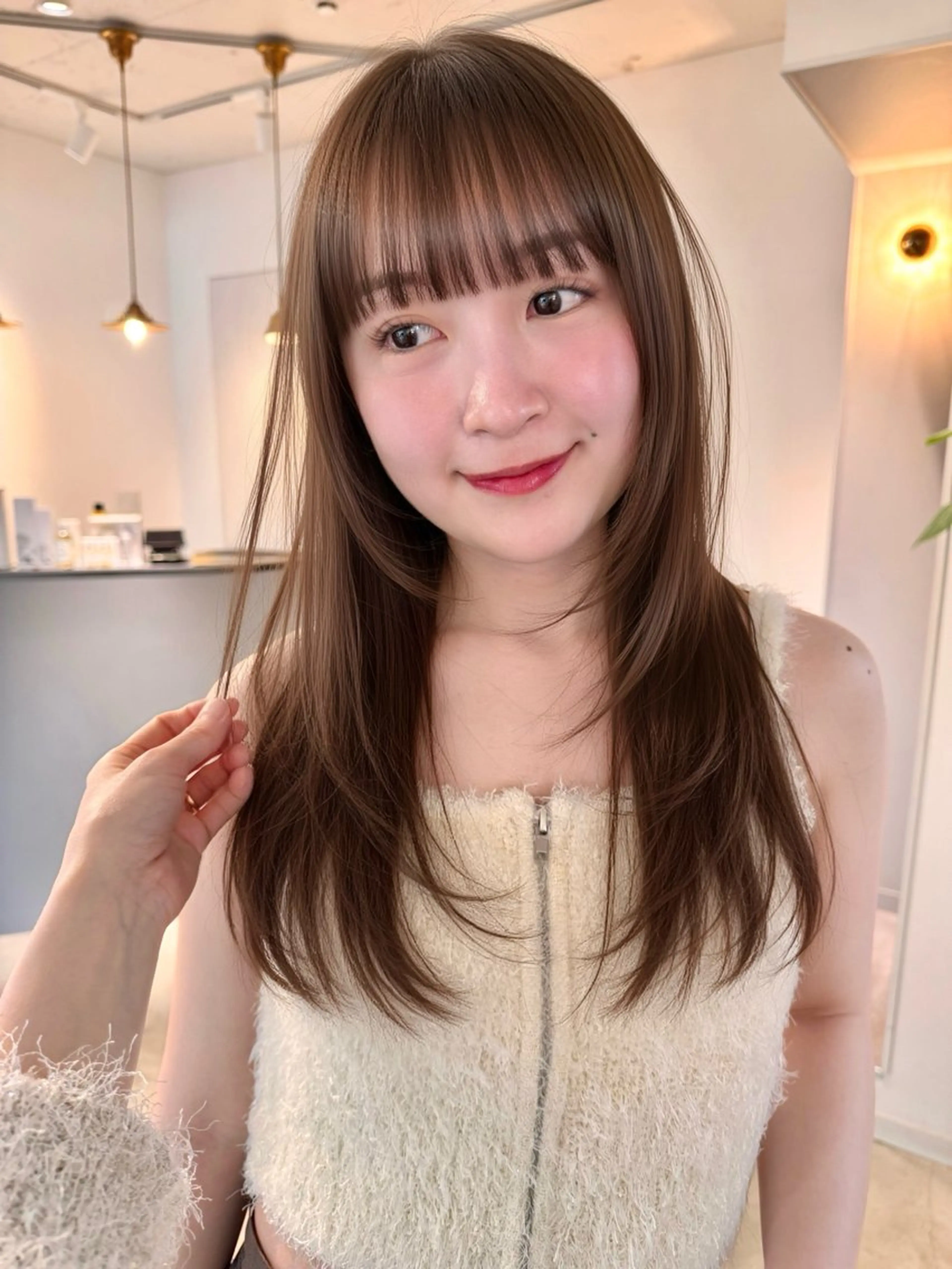 セミロング レイヤーカット カット ヘアカラー トリートメント SALOWIN表参道ANNEX店所属・表参道🪞垢抜けヘア 🤍mizukiのヘアスタイル