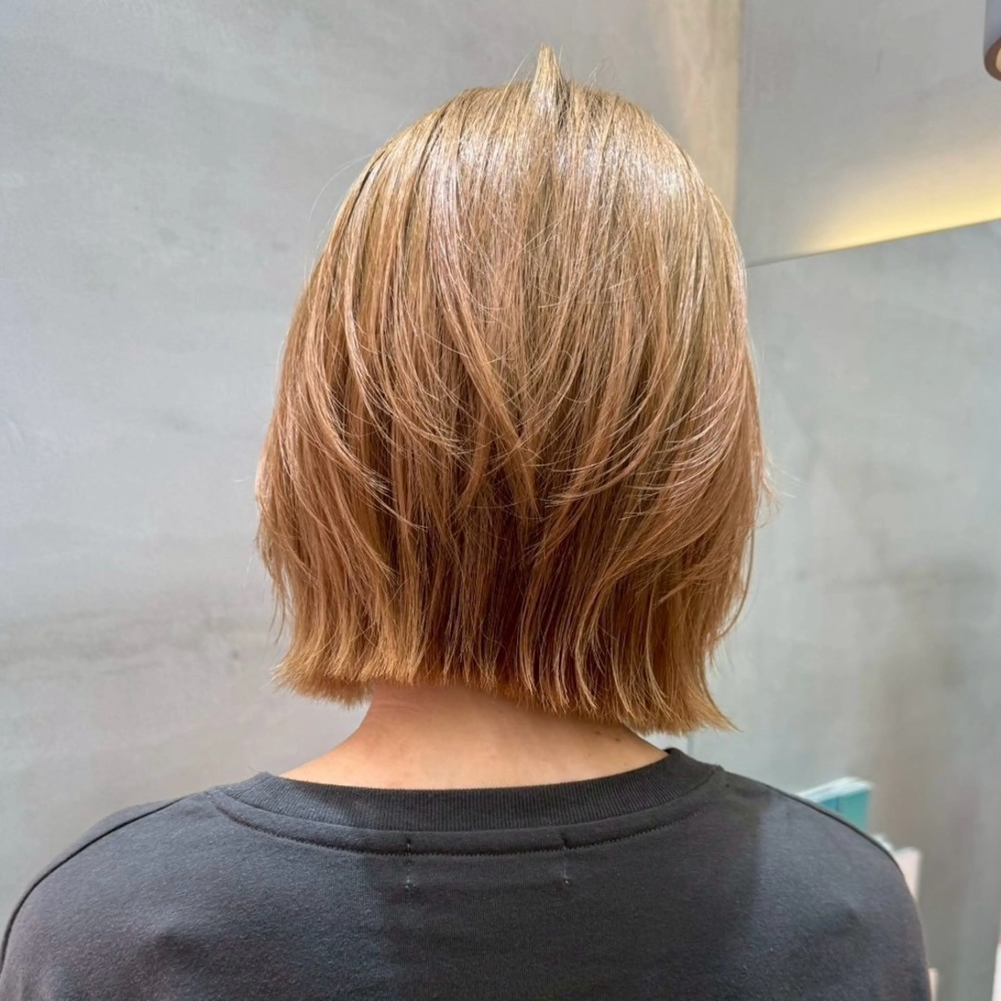 ショート カット ボブ・韓国レイヤー・ くびれボブ・内藤康太のヘアスタイル