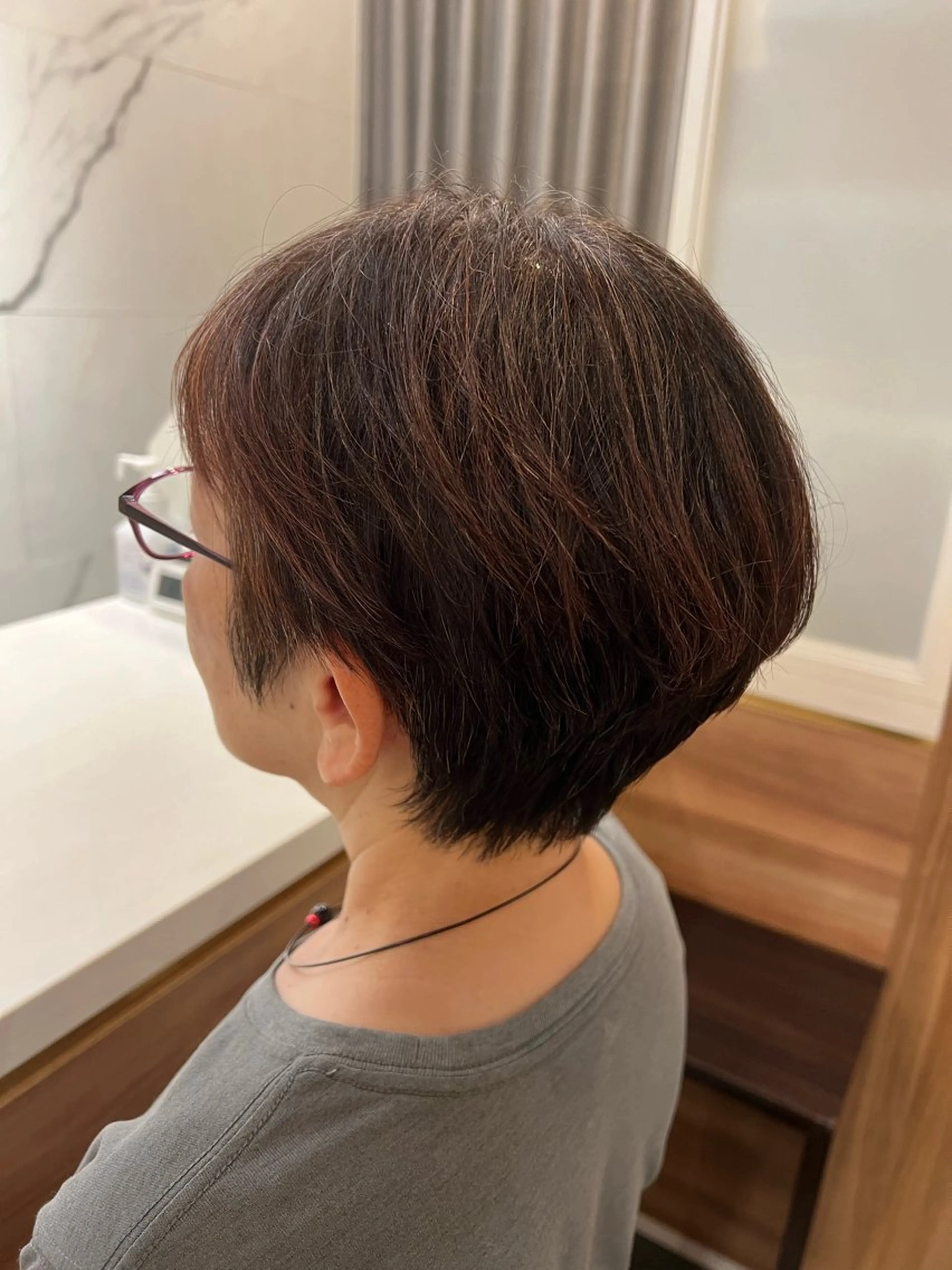 ショート 村中 逸紀のヘアスタイル