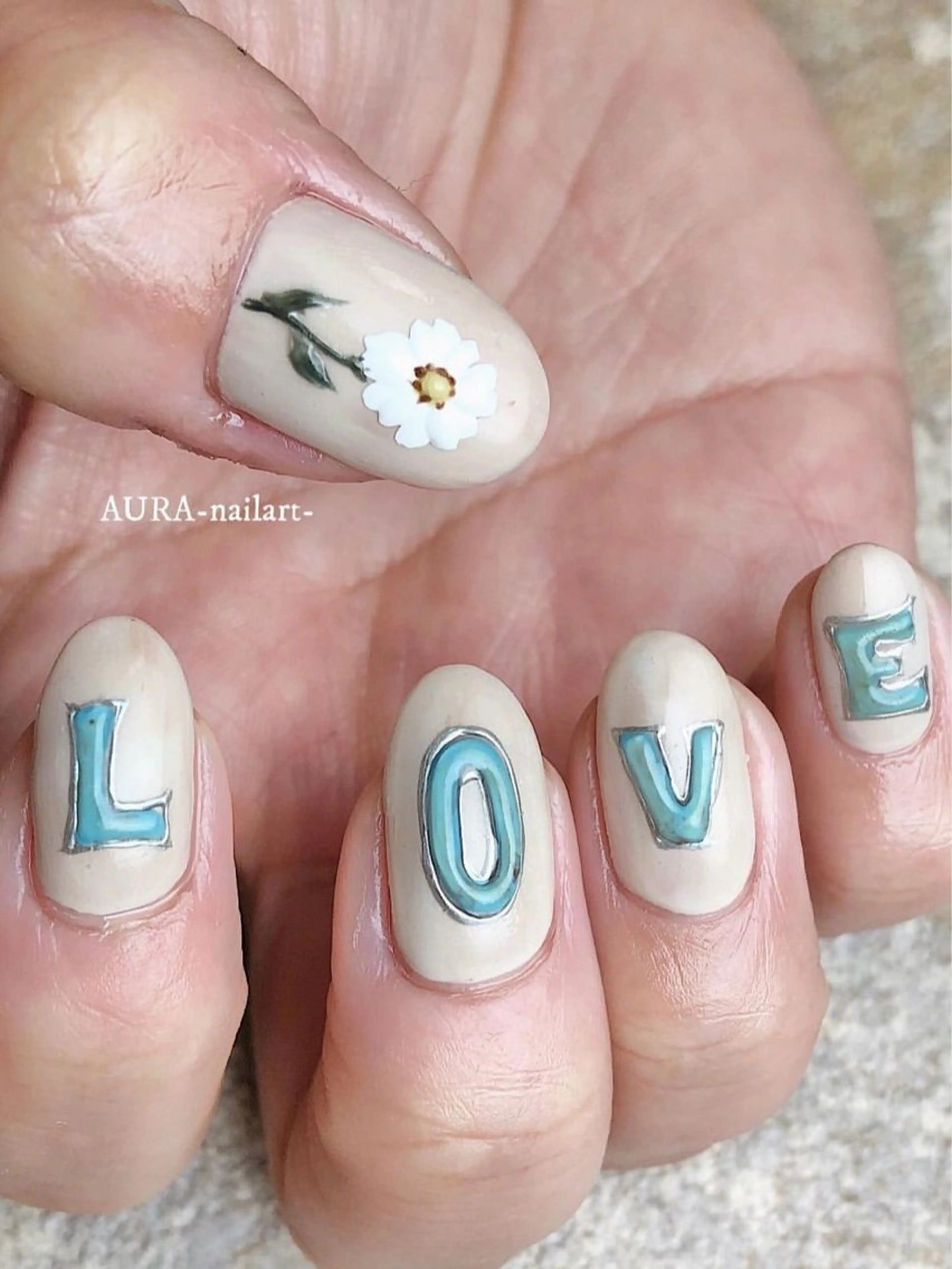 ネイル AURA nailartのネイルデザイン