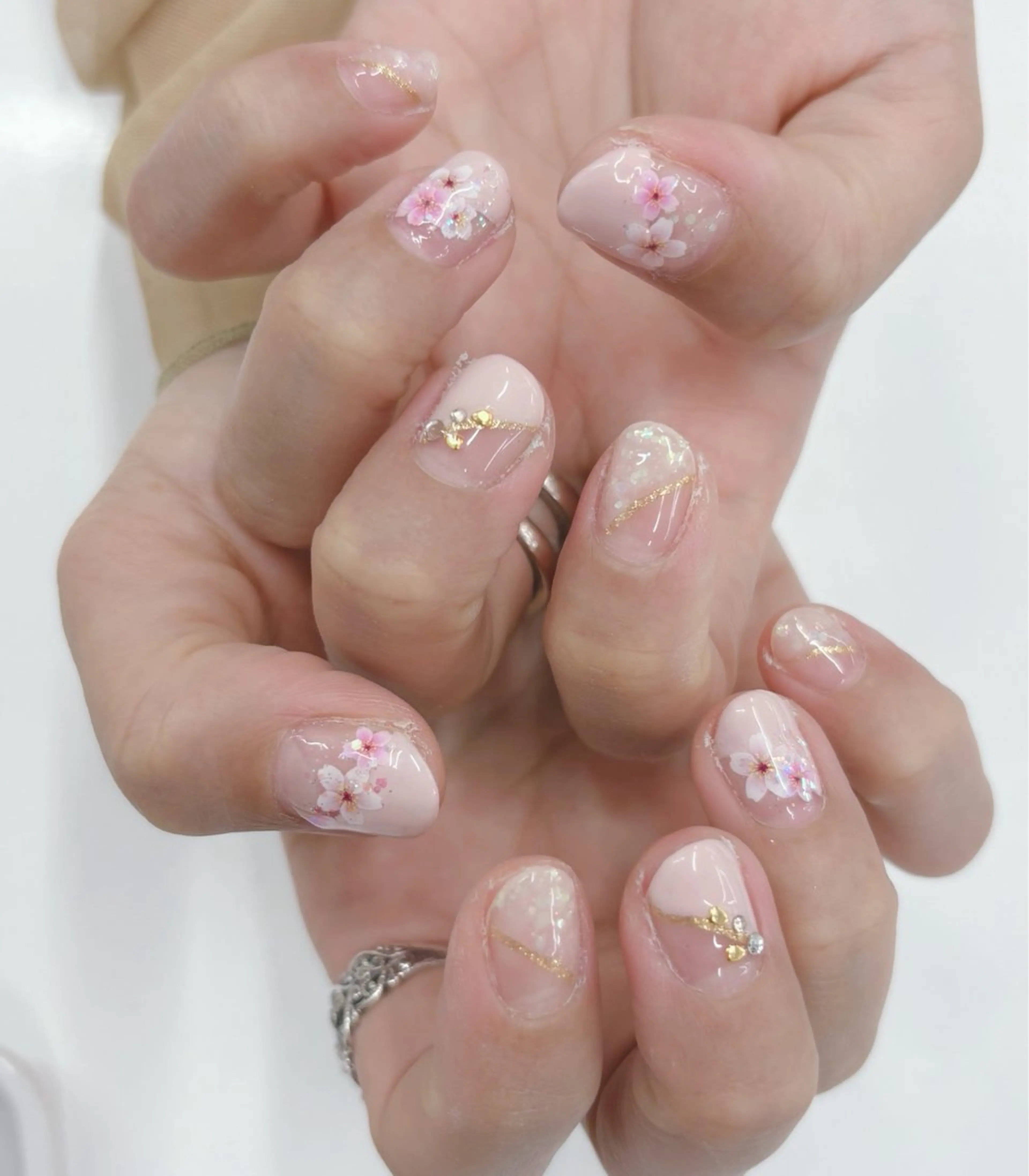 ネイル 桜ネイル ハンドネイル 宮嶋 邦佳のネイルデザイン