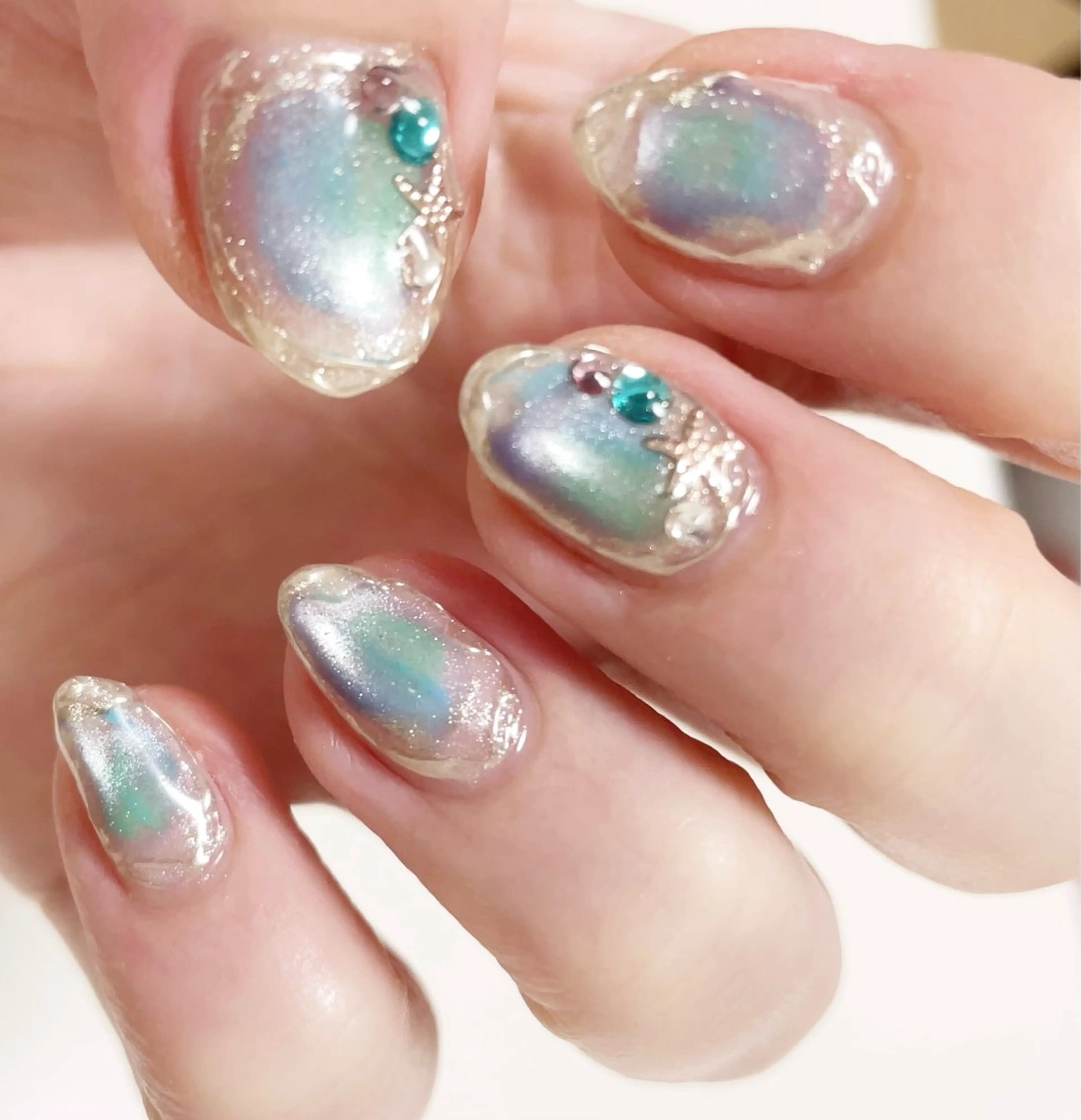 ネイル manis .のネイルデザイン
