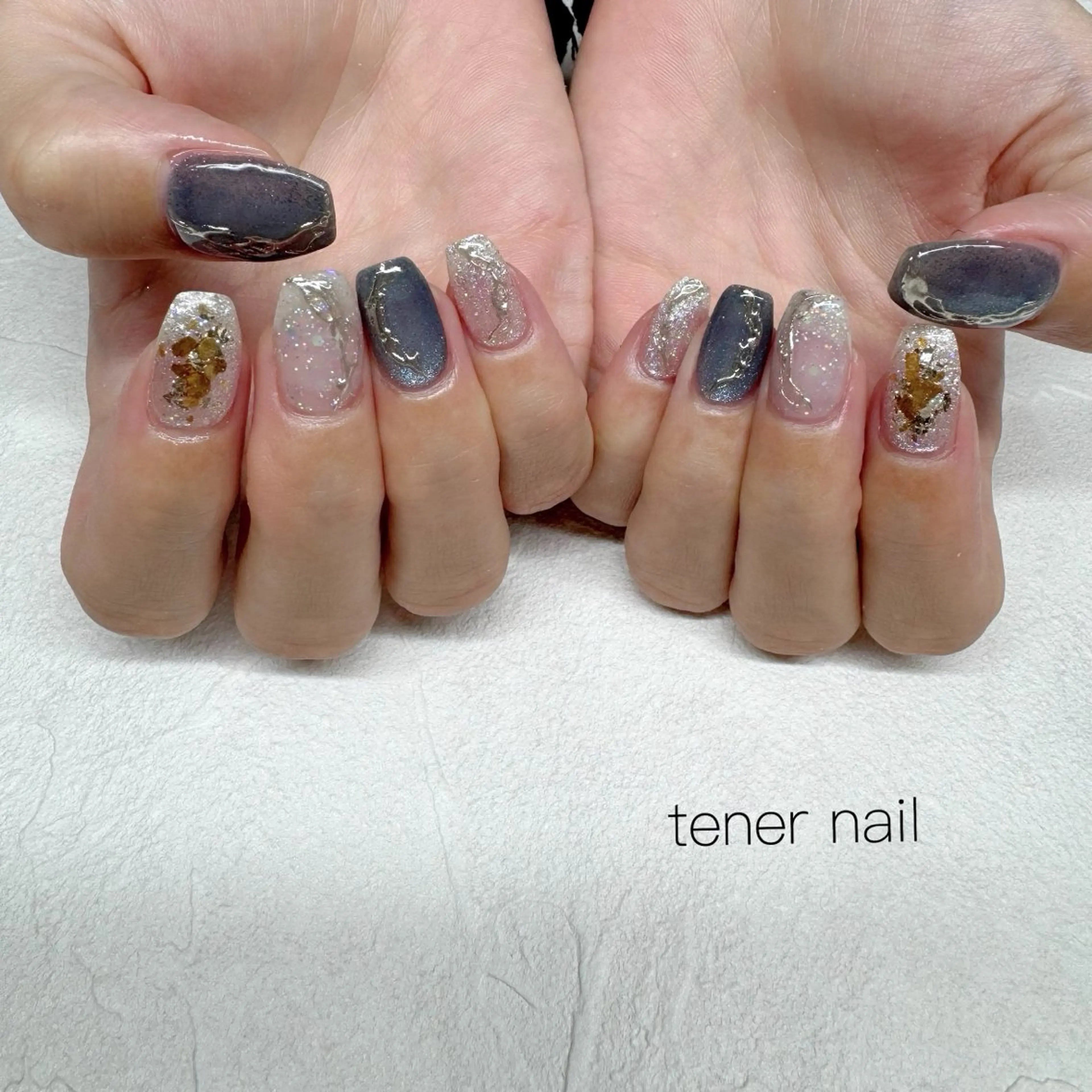 ネイル キラキラネイル ニュアンスネイル ハンドネイル tener  nail  テネルネイル所属・テネルネイル tener nailのネイルデザイン