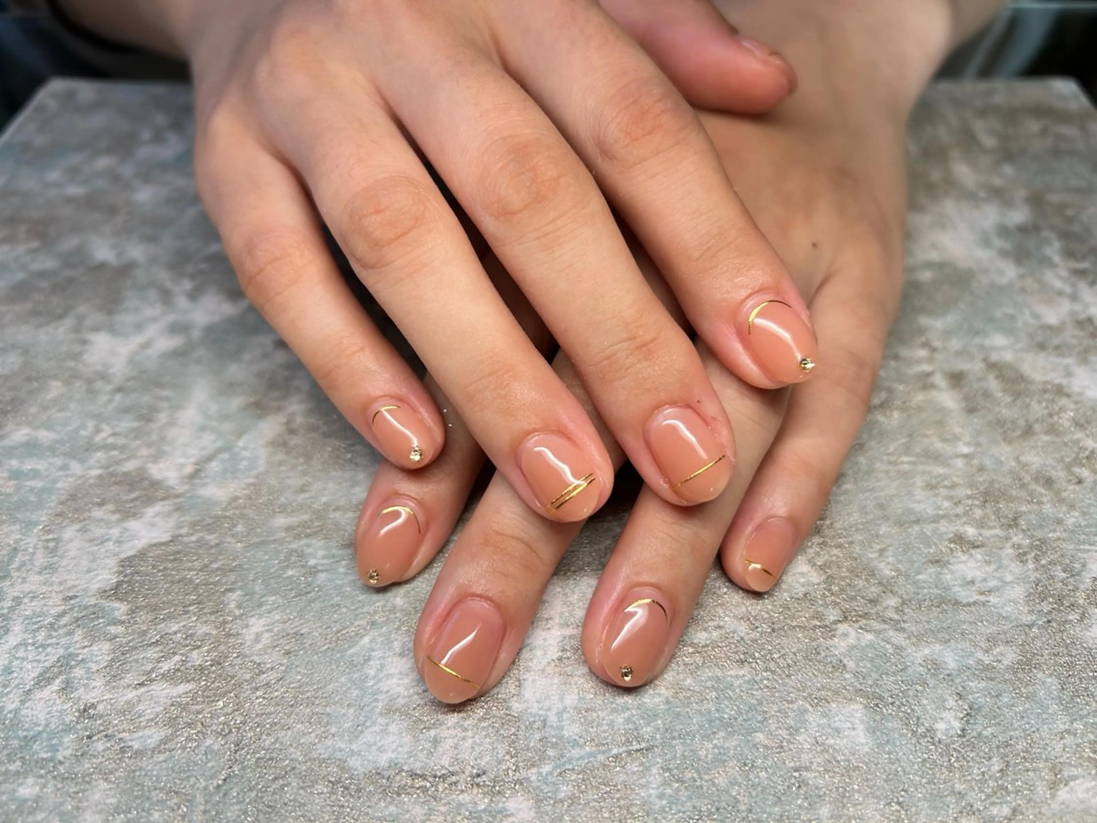 ネイル ワンカラーネイル ハンドネイル Lisa’s Salonのネイルデザイン