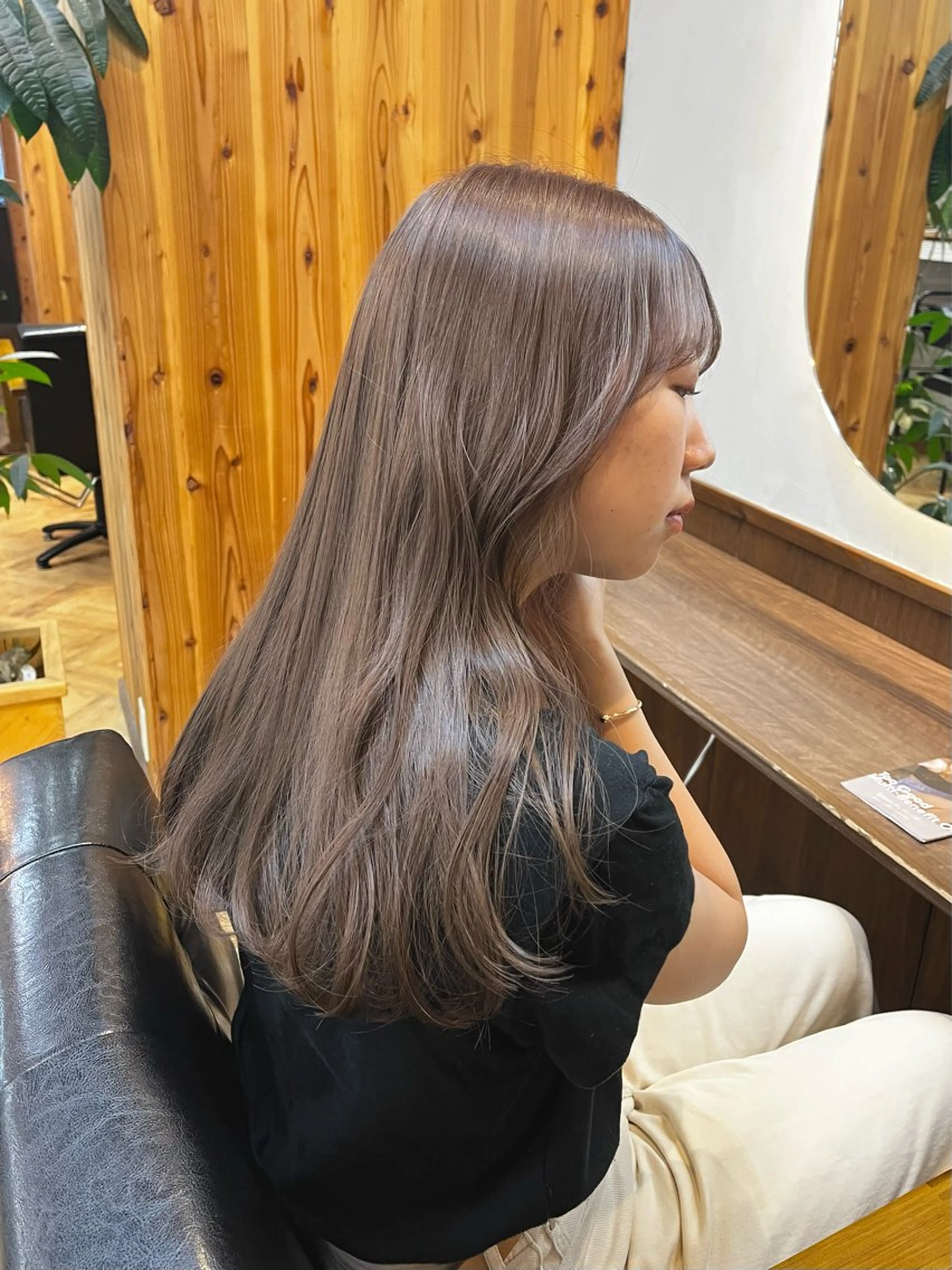ロング カラー ヘアアレンジ ブリーチ ダブルカラー ブリーチなしカラー esu 心斎橋店所属・ena/ブリーチなし 心斎橋・ベージュ🎀のヘアスタイル