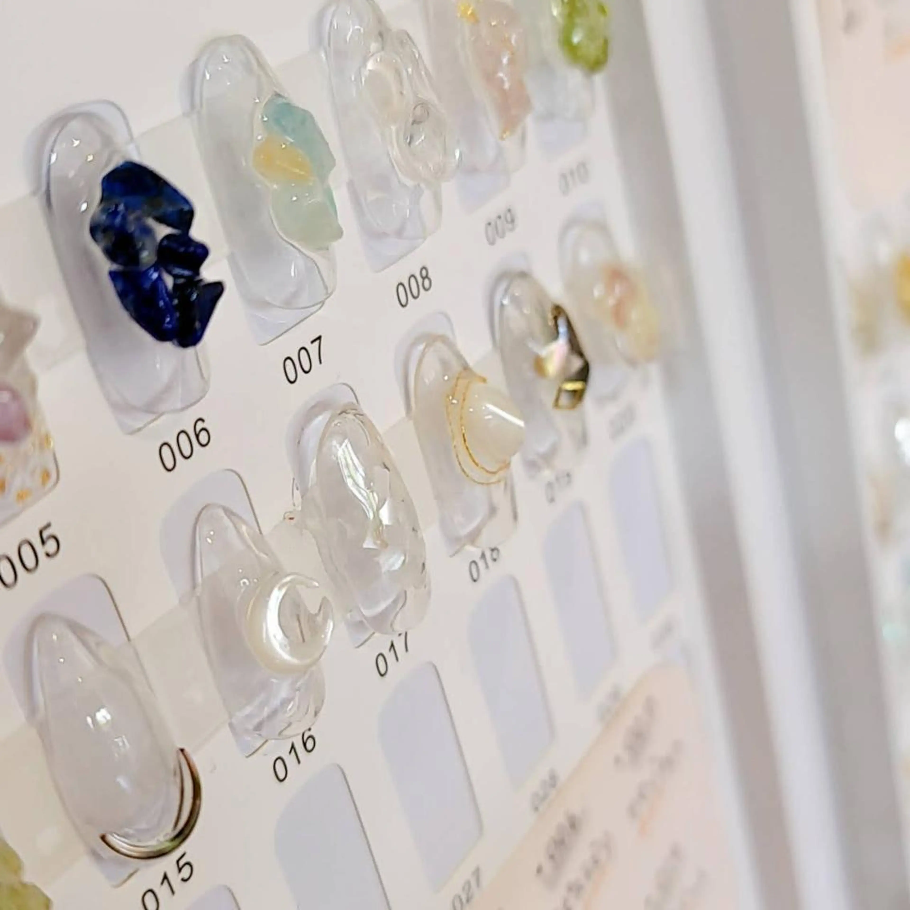 ネイル 石田 由紀のネイルデザイン