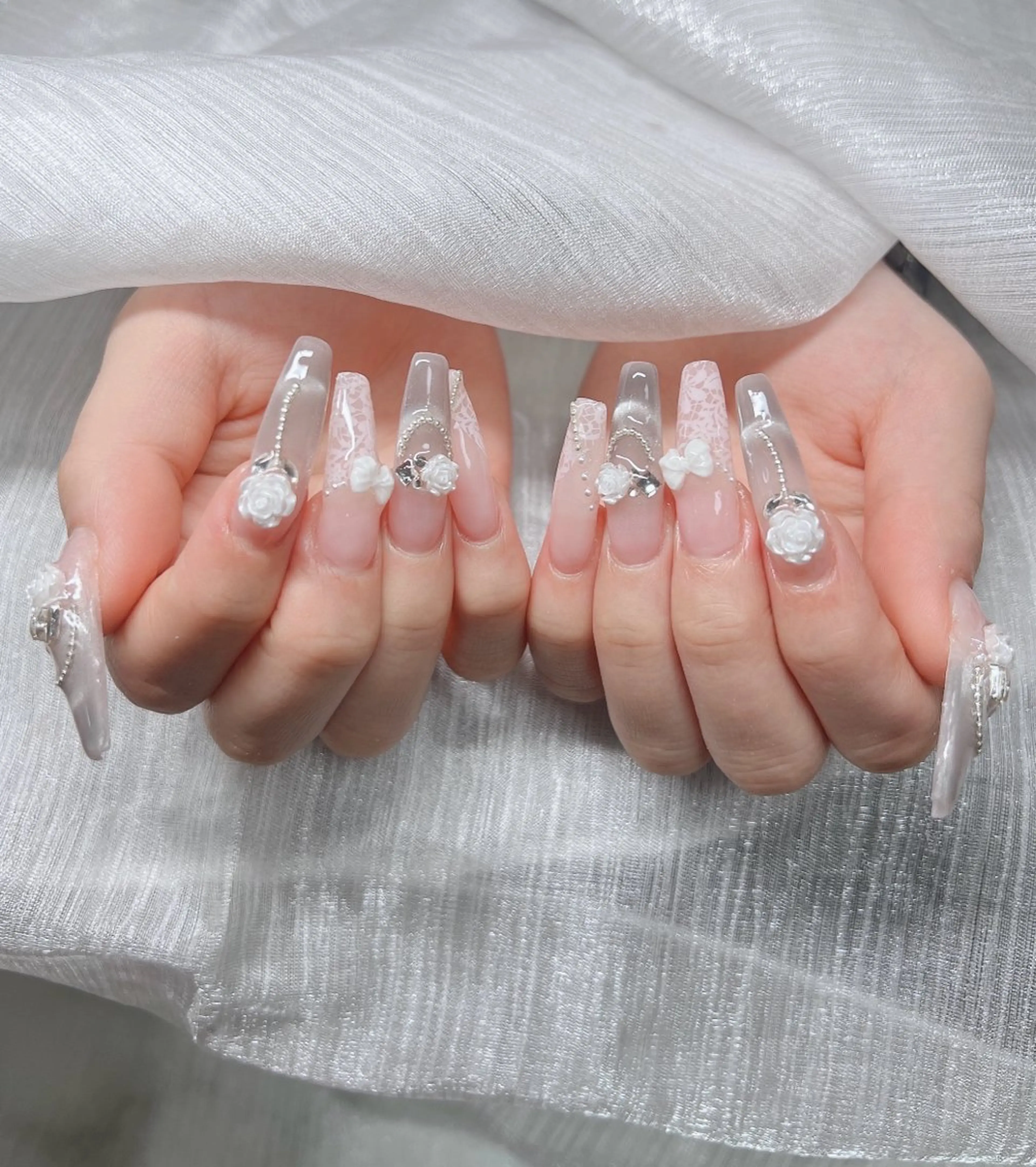ネイル 長さ出し グラデーション 卒業式 キラキラネイル マグネットネイル ハンドネイル Lee Nails チップ長さだし専門店のネイルデザイン