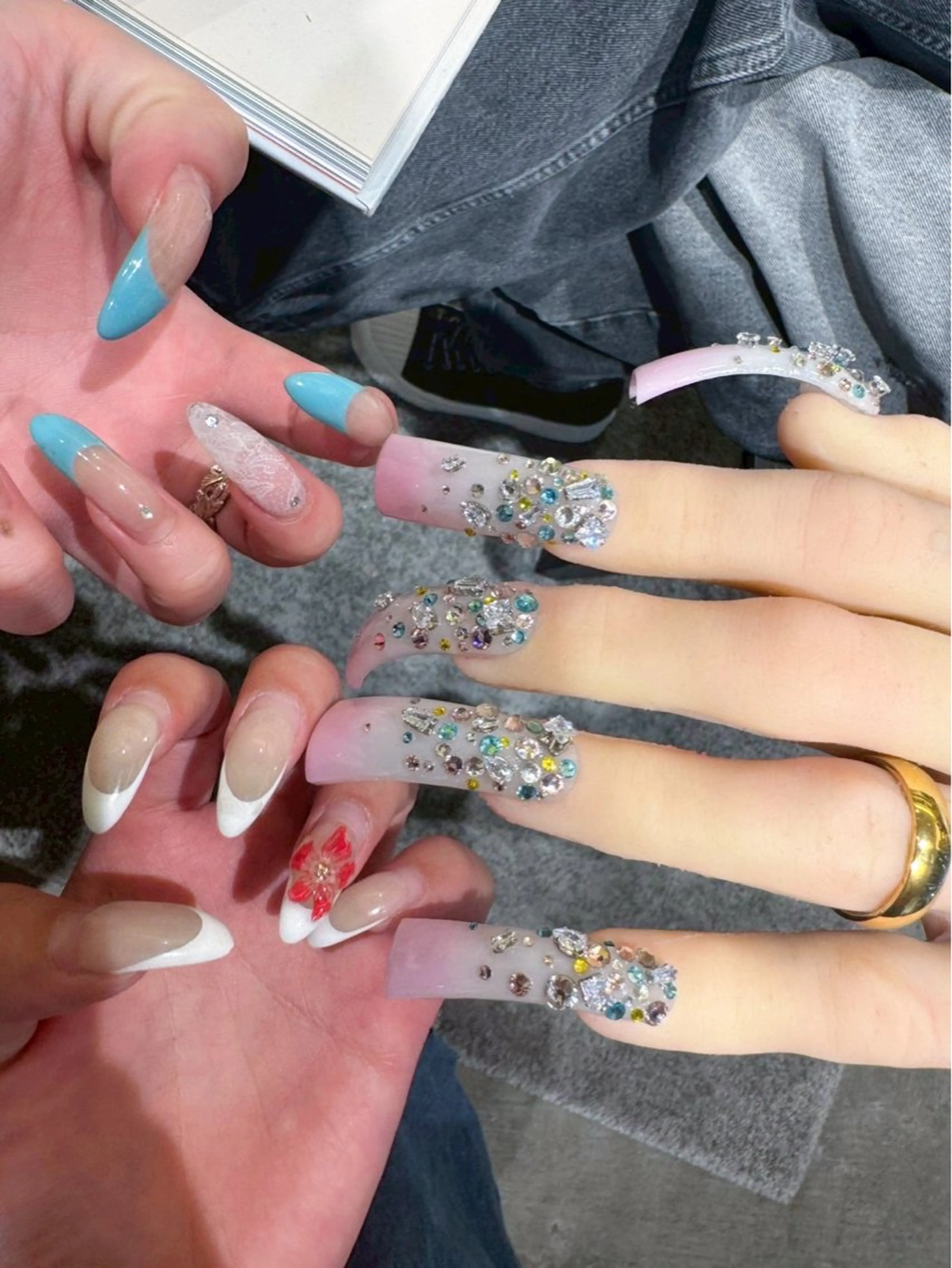 ネイル *RAIMU* HOLOGRAMのネイルデザイン