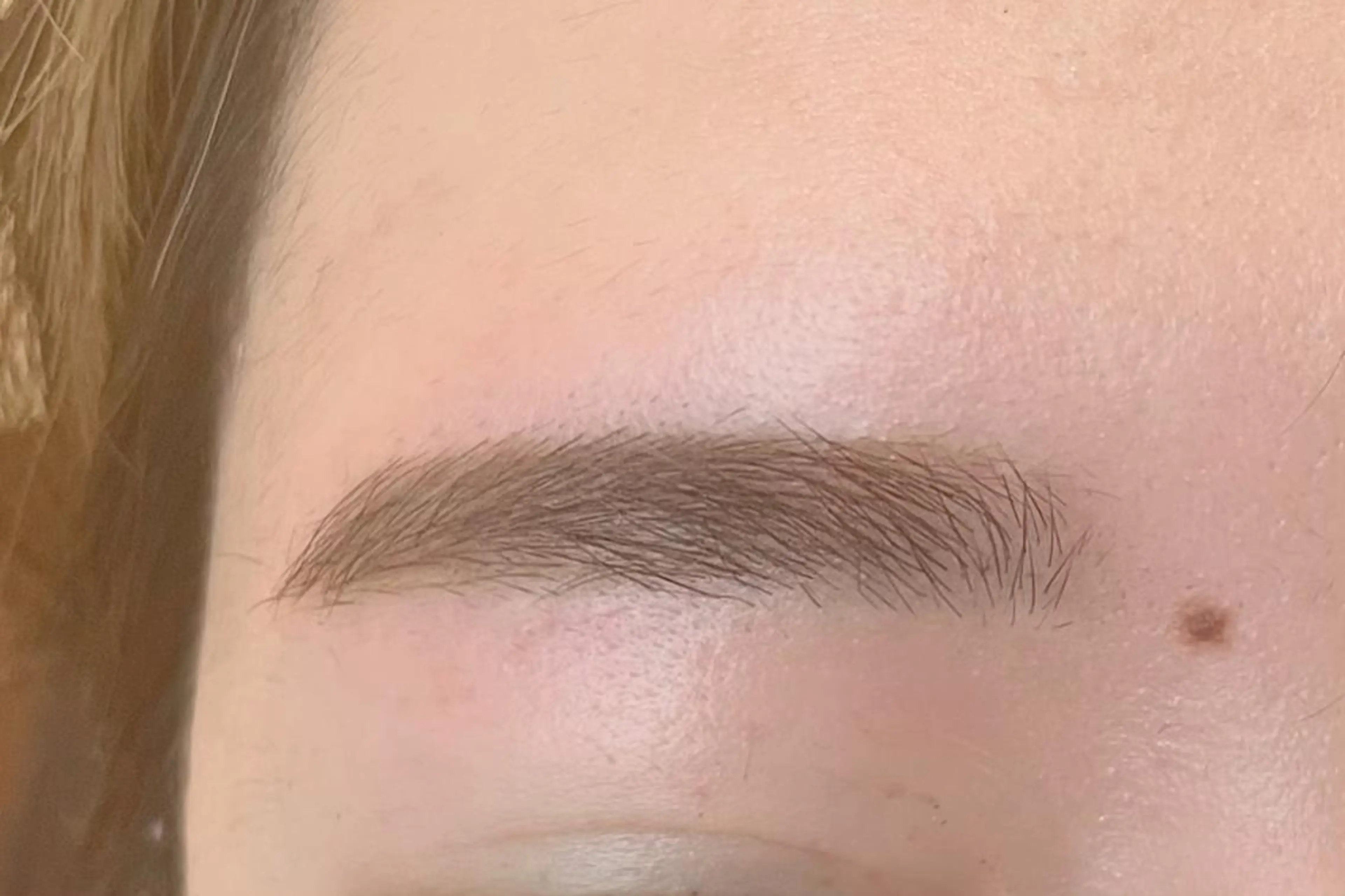 アイブロウ Sakurablow 難波店　小嶋の眉毛・アイブロウイメージ