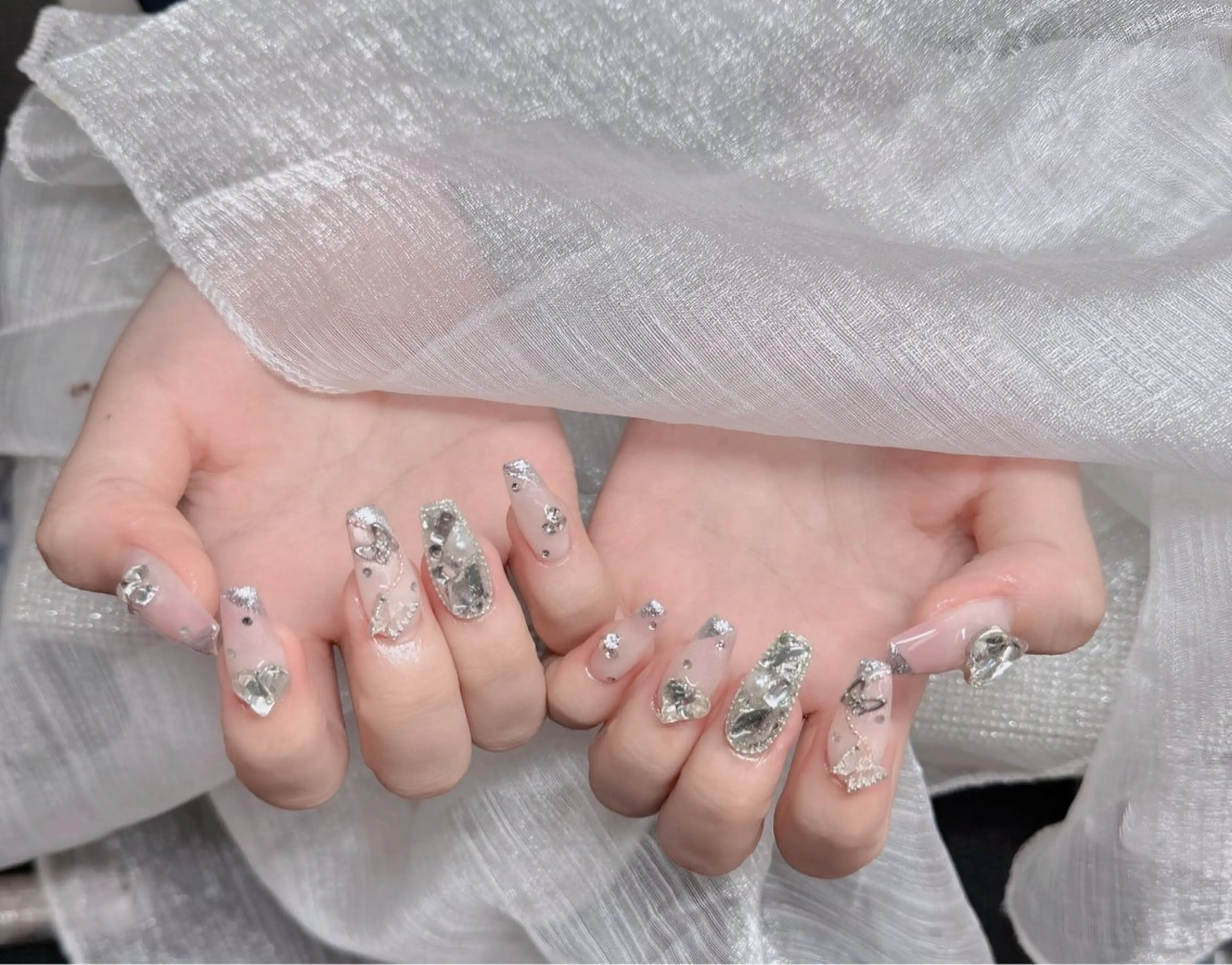 ネイル フレンチネイル ジェルネイル ガラスフレンチ ハロウィン ハート ハンドネイル H.baby Nail Salonのネイルデザイン