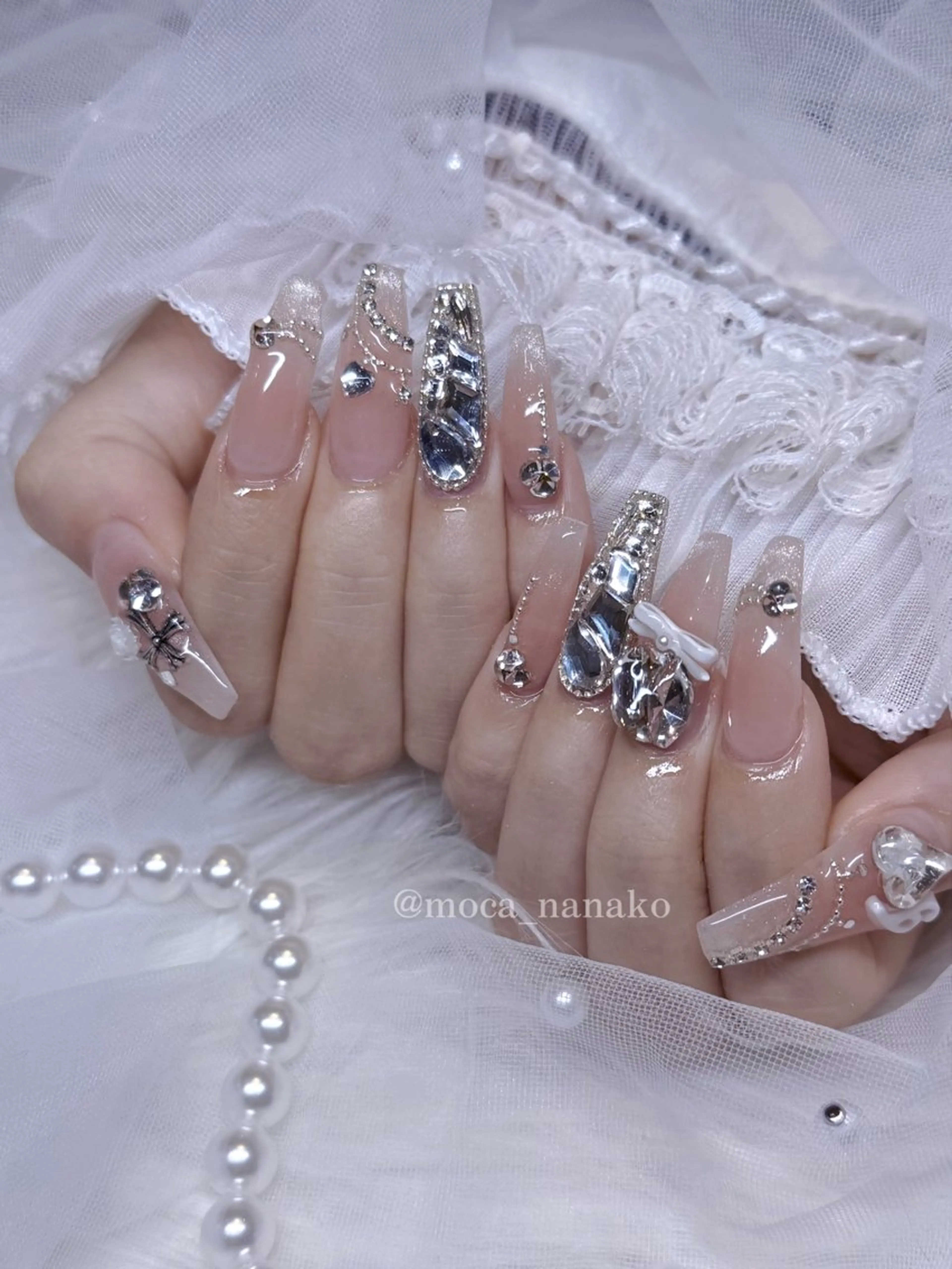 🎀10本アート🎀【オフ・ケア込み】キラキラ.オタク.フレンチガーリー💍の写真