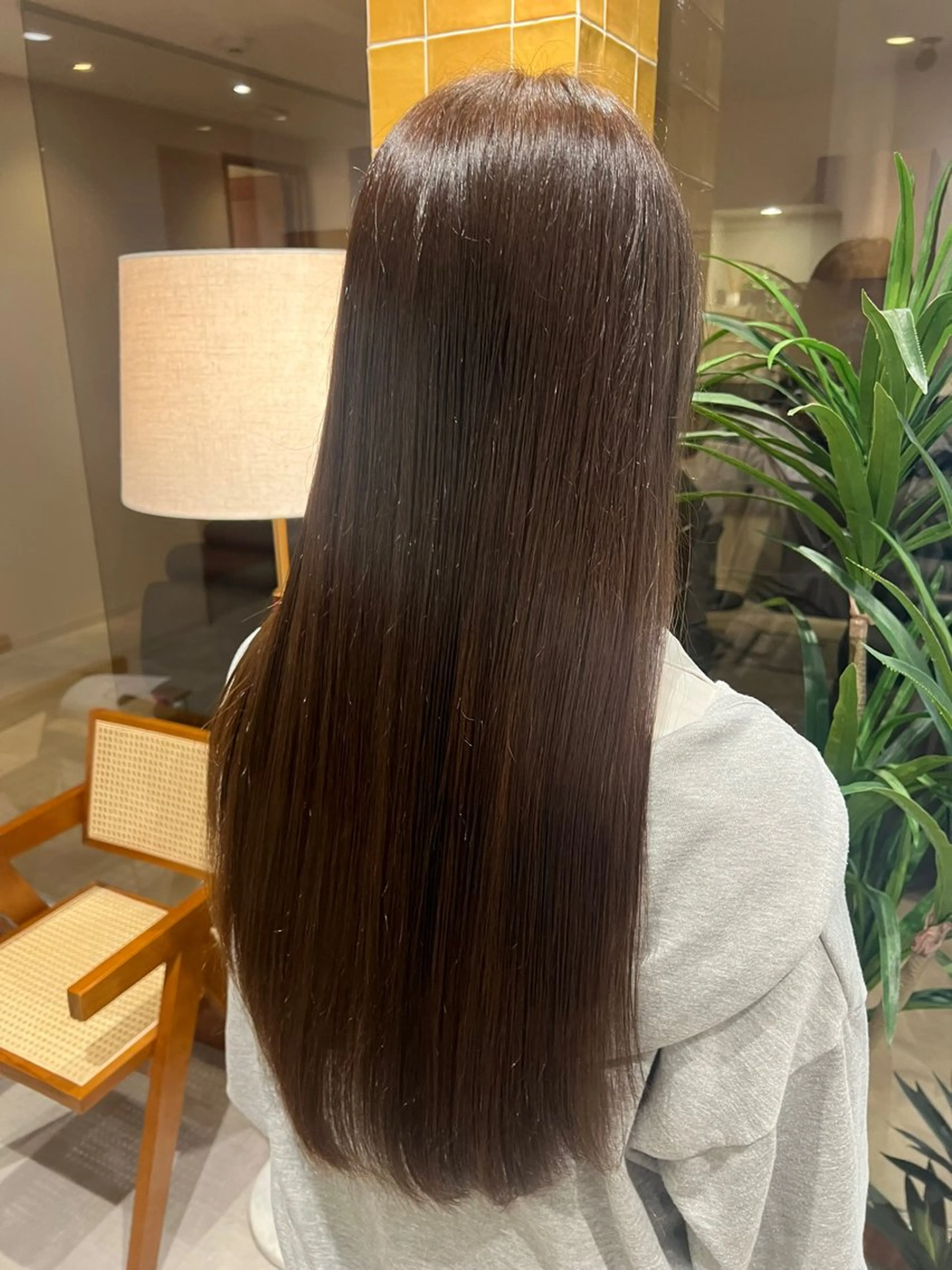 ロング ヘアカラー トリートメント 艶髪/透明感 レイヤー YUKIのヘアスタイル