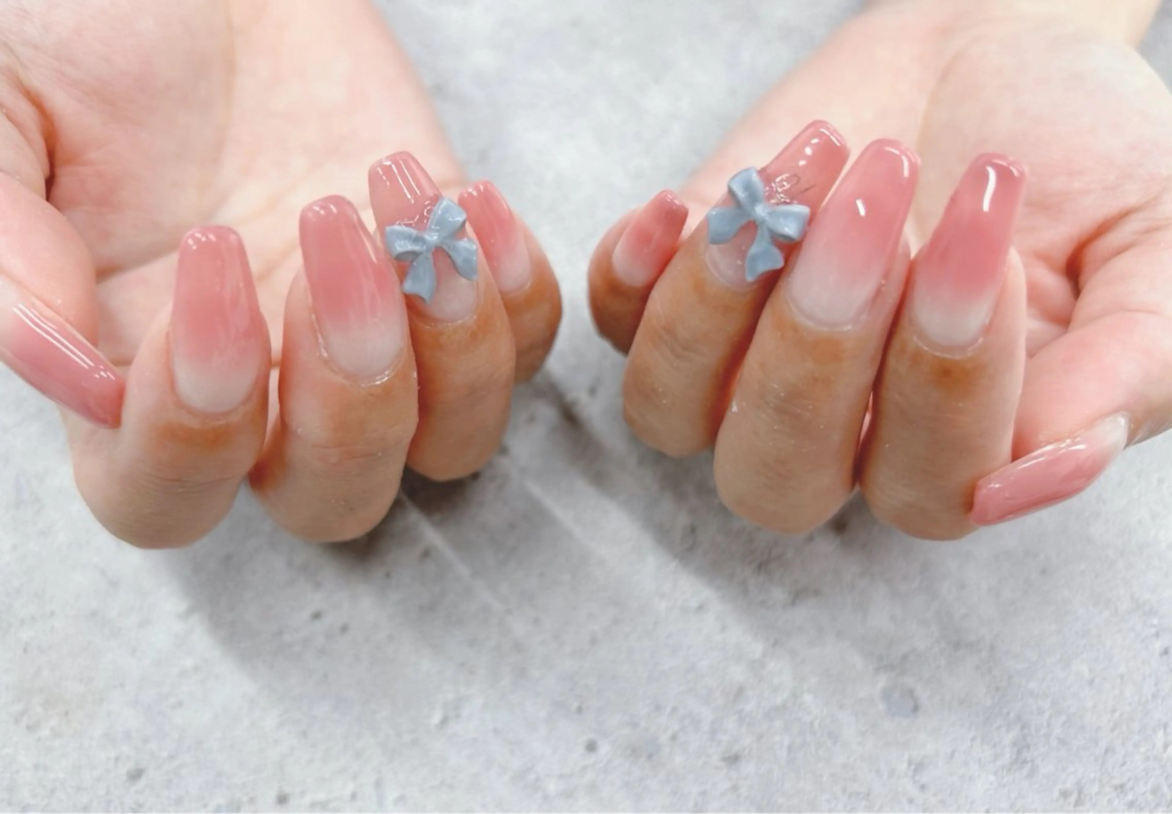 ネイル グラデーション リボン シンプルネイル ハンドネイル Nail Salon agré所属・agré ネイルサロン　アグレのネイルデザイン