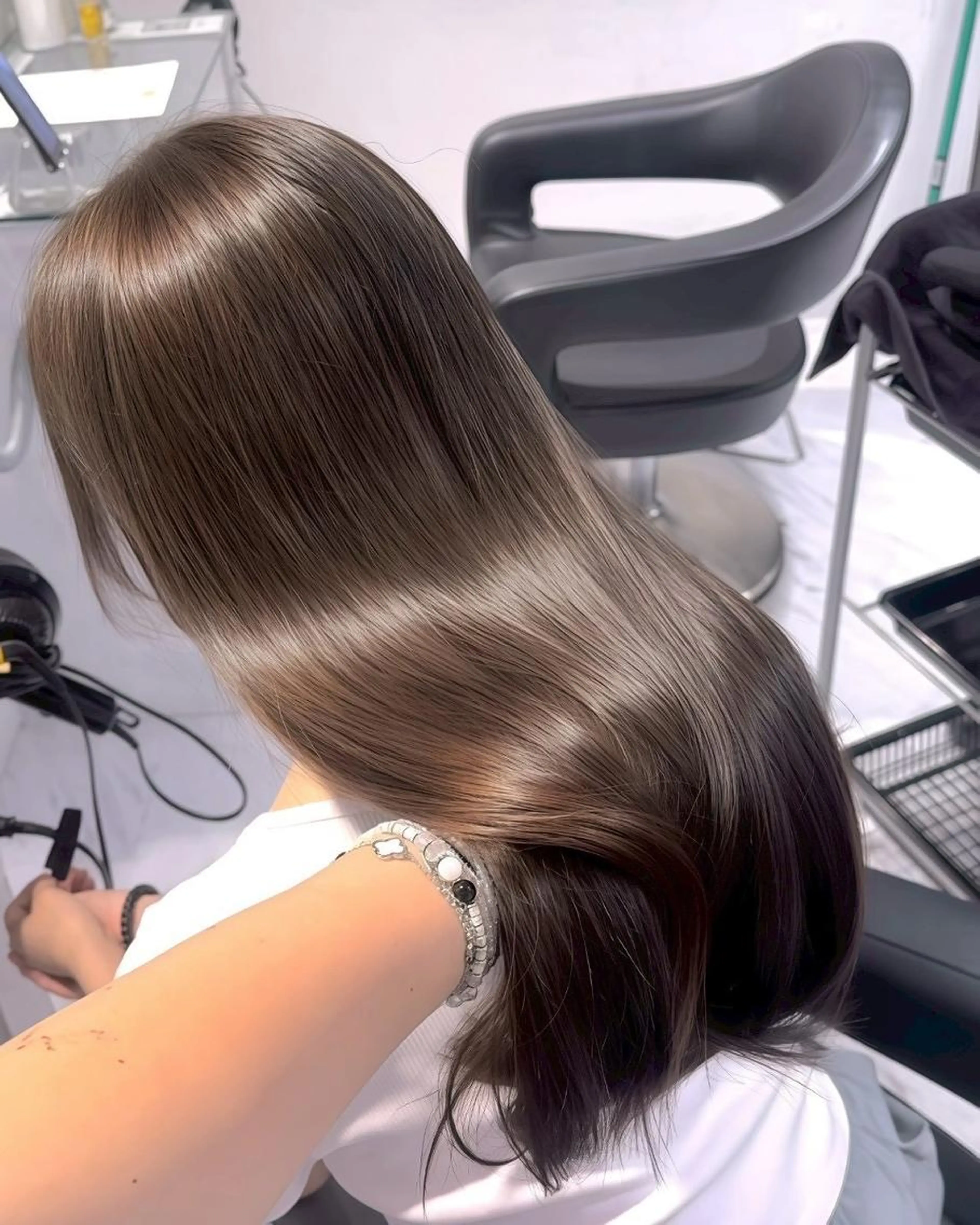 🕊️うる艶ヘアになれる🕊️髪質改善トリートメント＋うる艶ワンカラー＋炭酸スパ＋スタイリングの写真