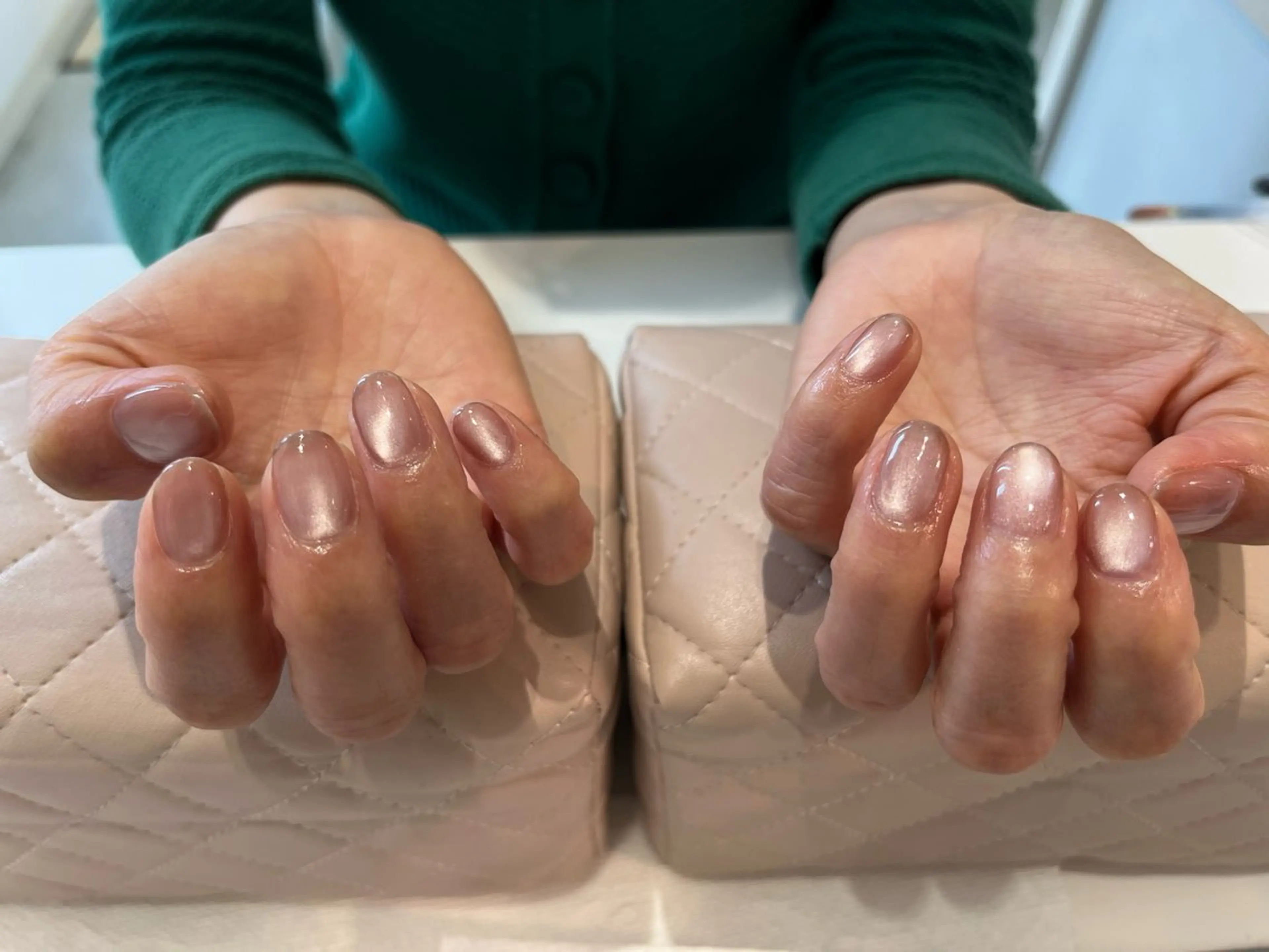 ネイル スウィートラヴィール所属・SweetRavir あゆみのネイルデザイン