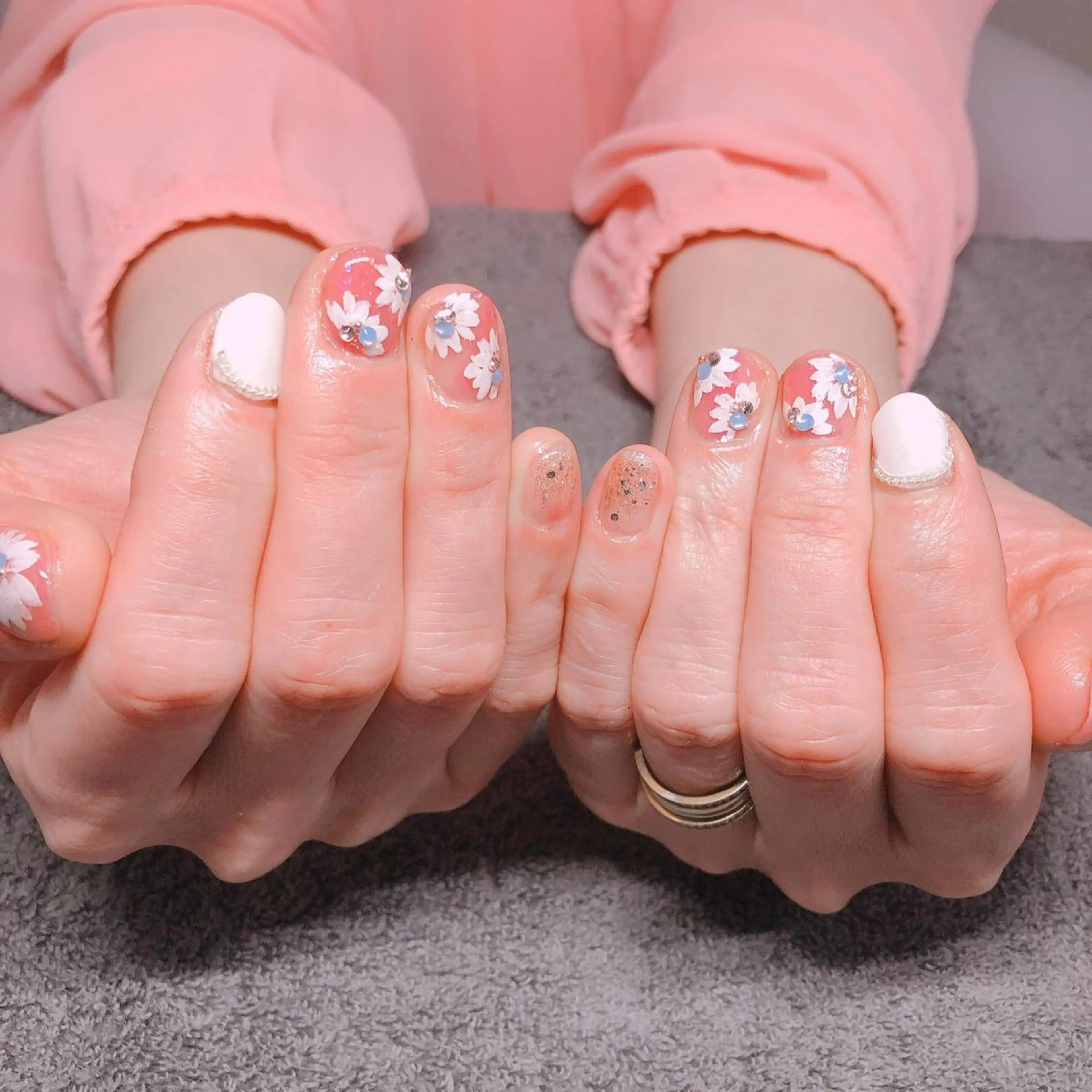 ネイル 奥園 良恵のネイルデザイン