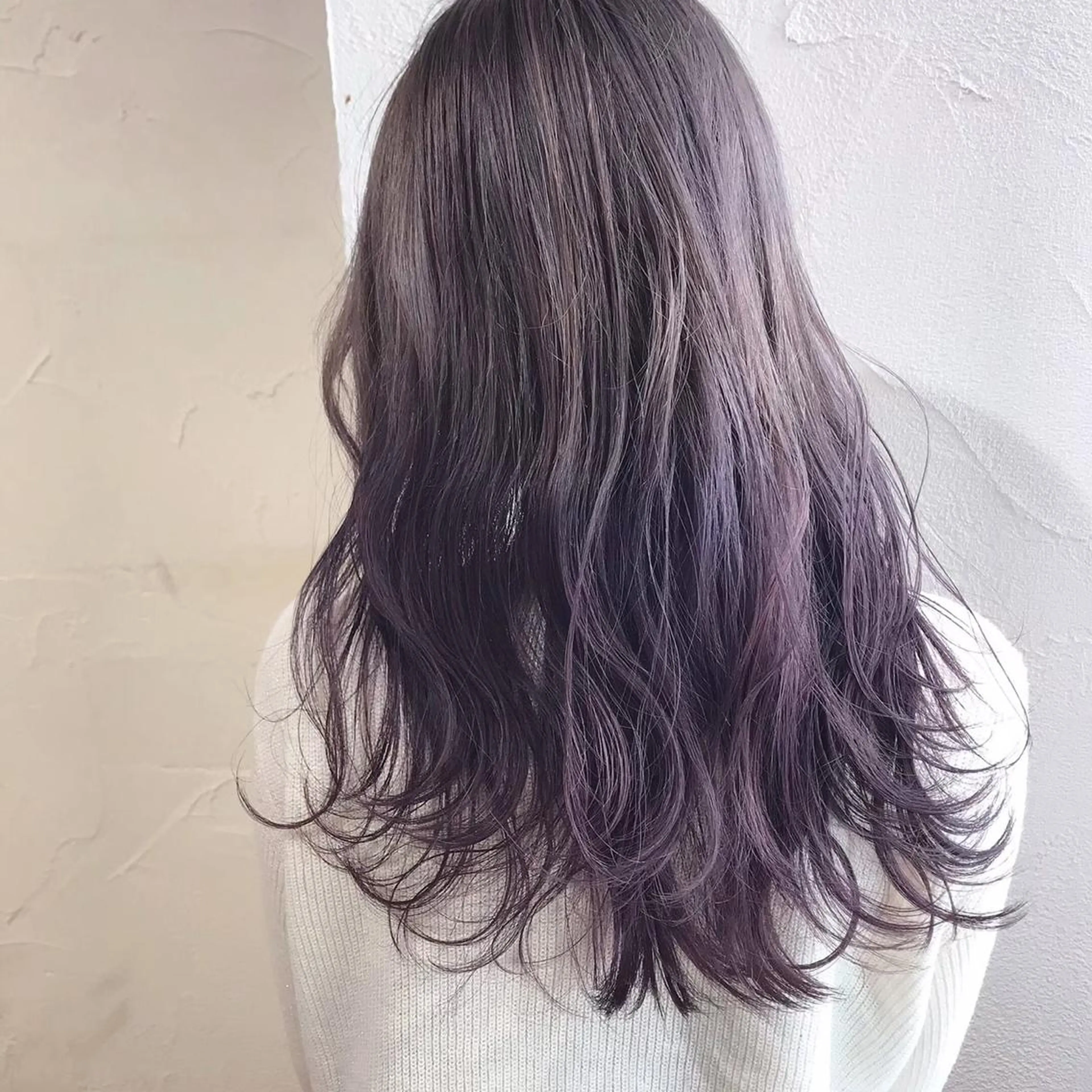 ロング カラー グラデーションカラー ラベンダーカラー 藤井 貴美子のヘアスタイル