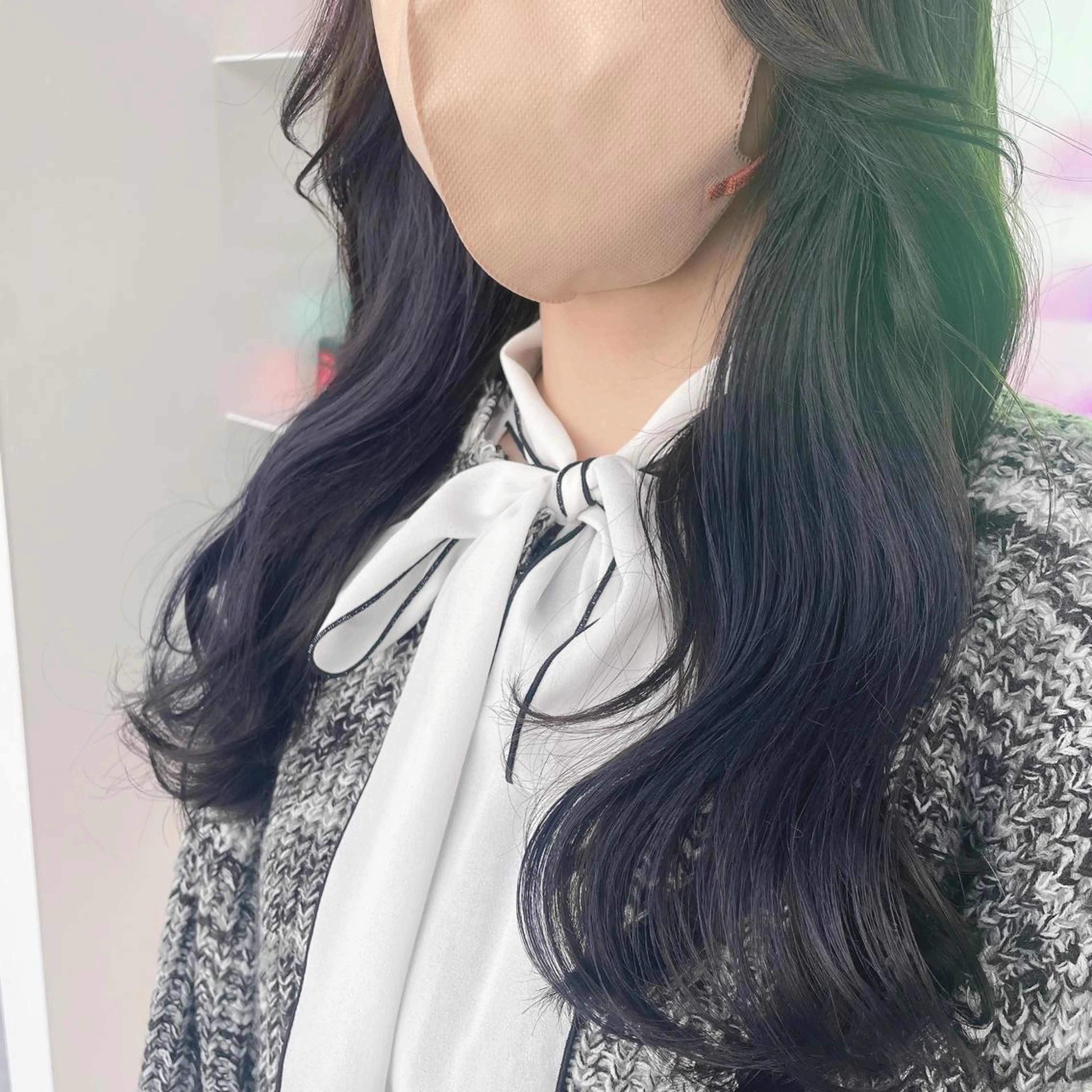 ロング カラー ヘアアレンジ ベージュカラー 黒髪 ブリーチ ブルーカラー ブルーブラック YUZA grow HAIR 札幌所属・韓国ヘア指名率 No. 1小堀京介のヘアスタイル