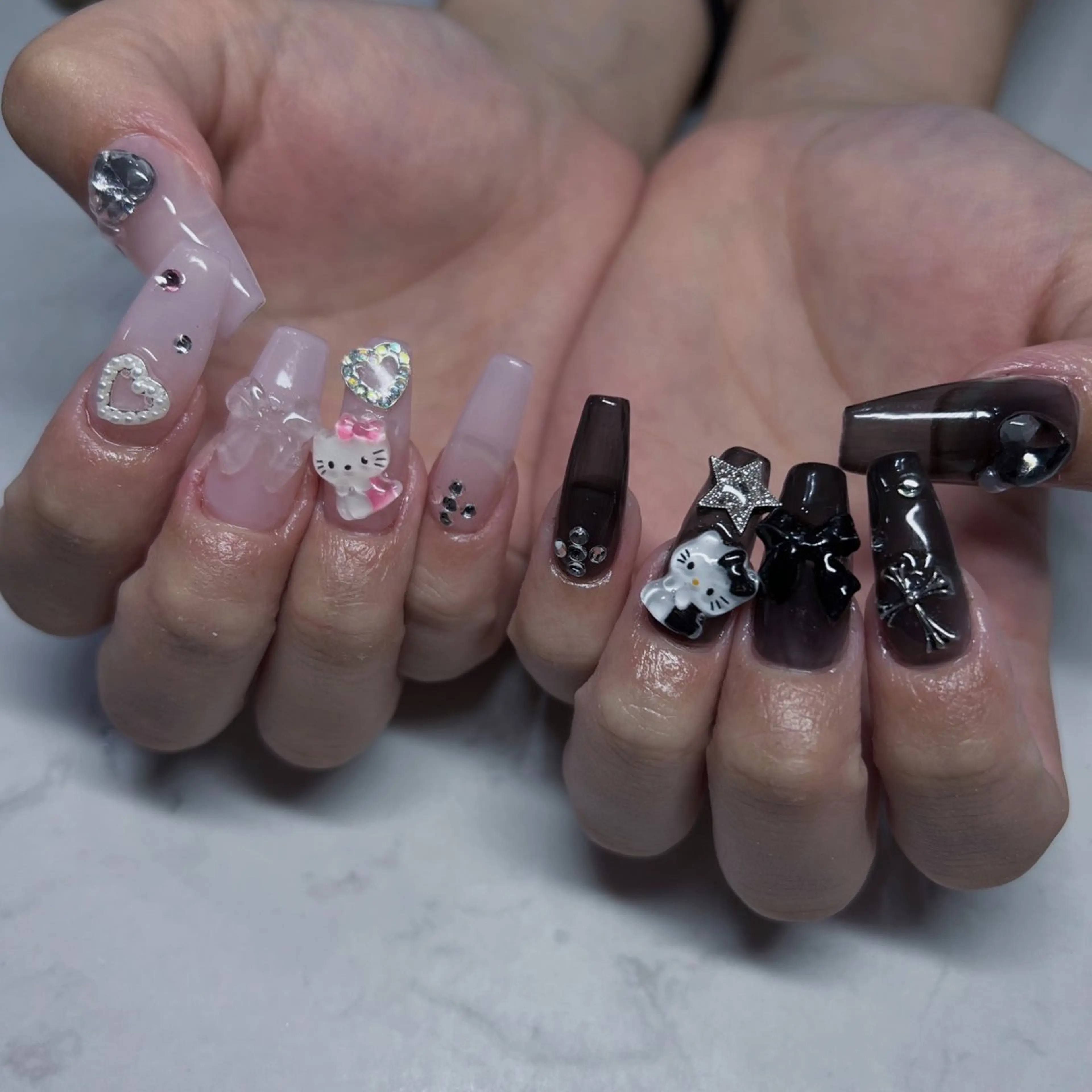 ネイル アートネイル オーロラネイル フットネイル 韓国ネイル ロングネイル Yudia Minoriのネイルデザイン