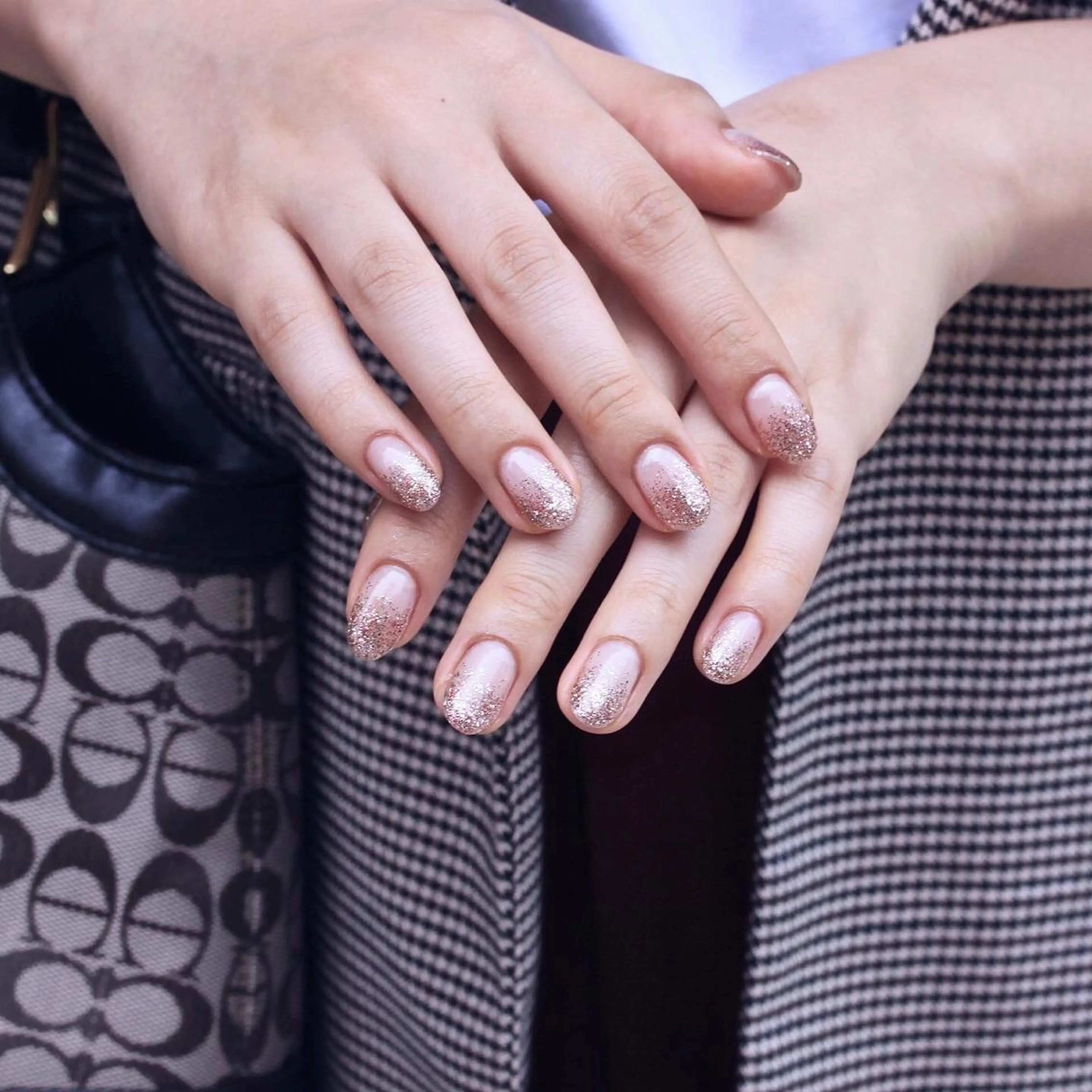 ネイル ハンドネイル フットネイル ハンドケア Elio所属・Elio 国泰寺のネイルデザイン