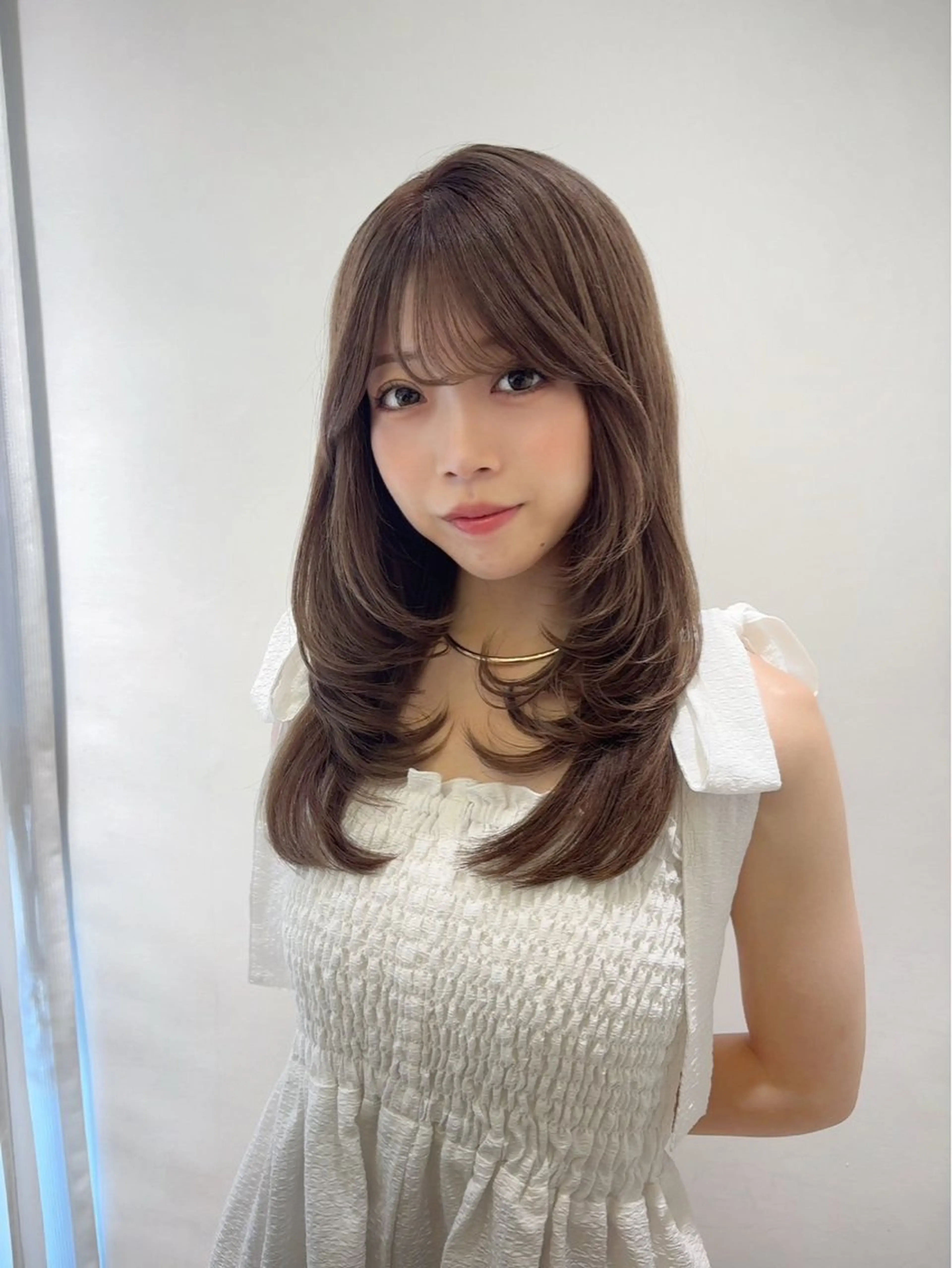 セミロング カラー ParveMix 岡本えりかのヘアスタイル