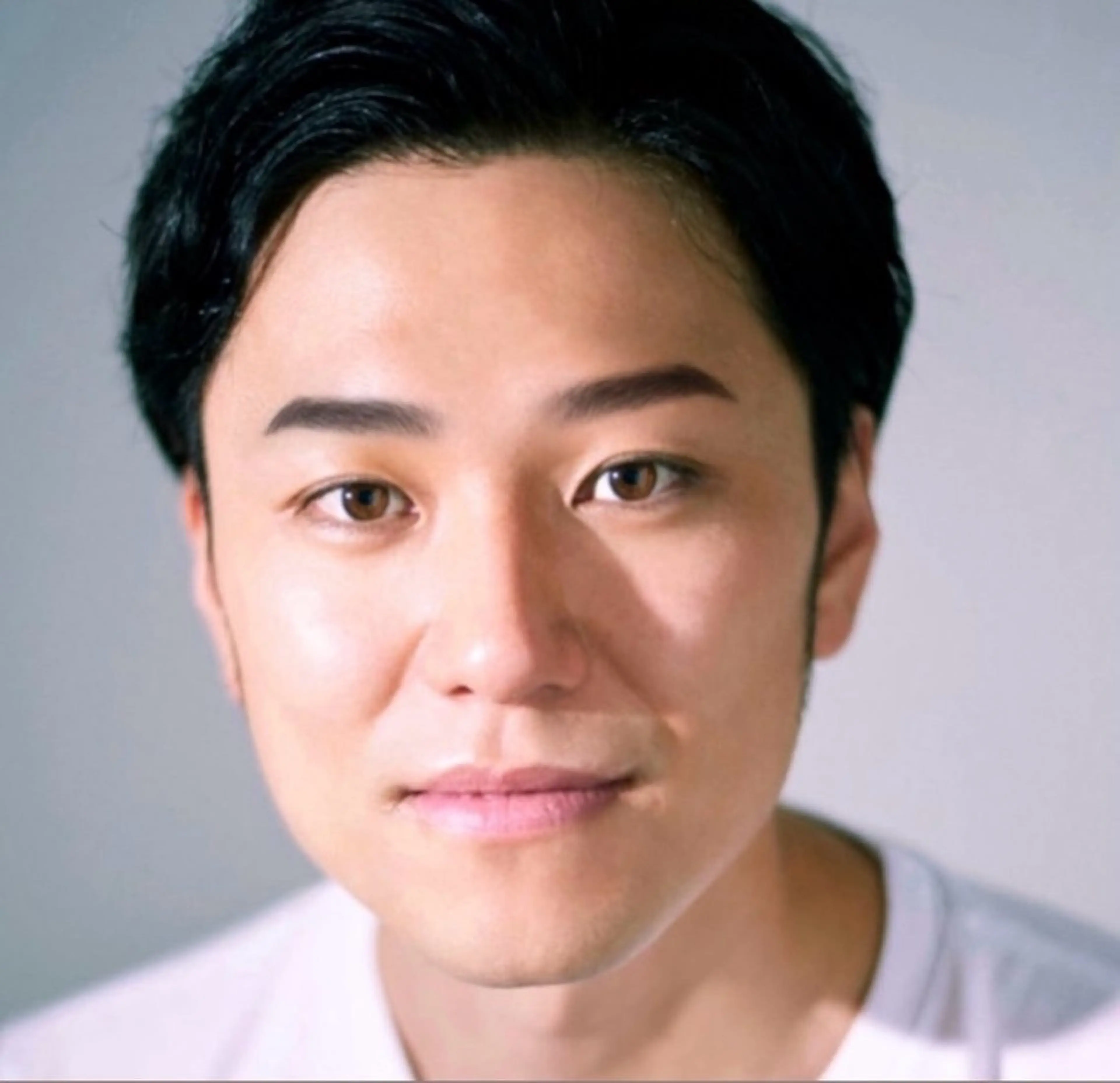 アイブロウ メンズ眉毛サロンラボ所属・モデル募集中🌟 松岡の眉毛・アイブロウイメージ