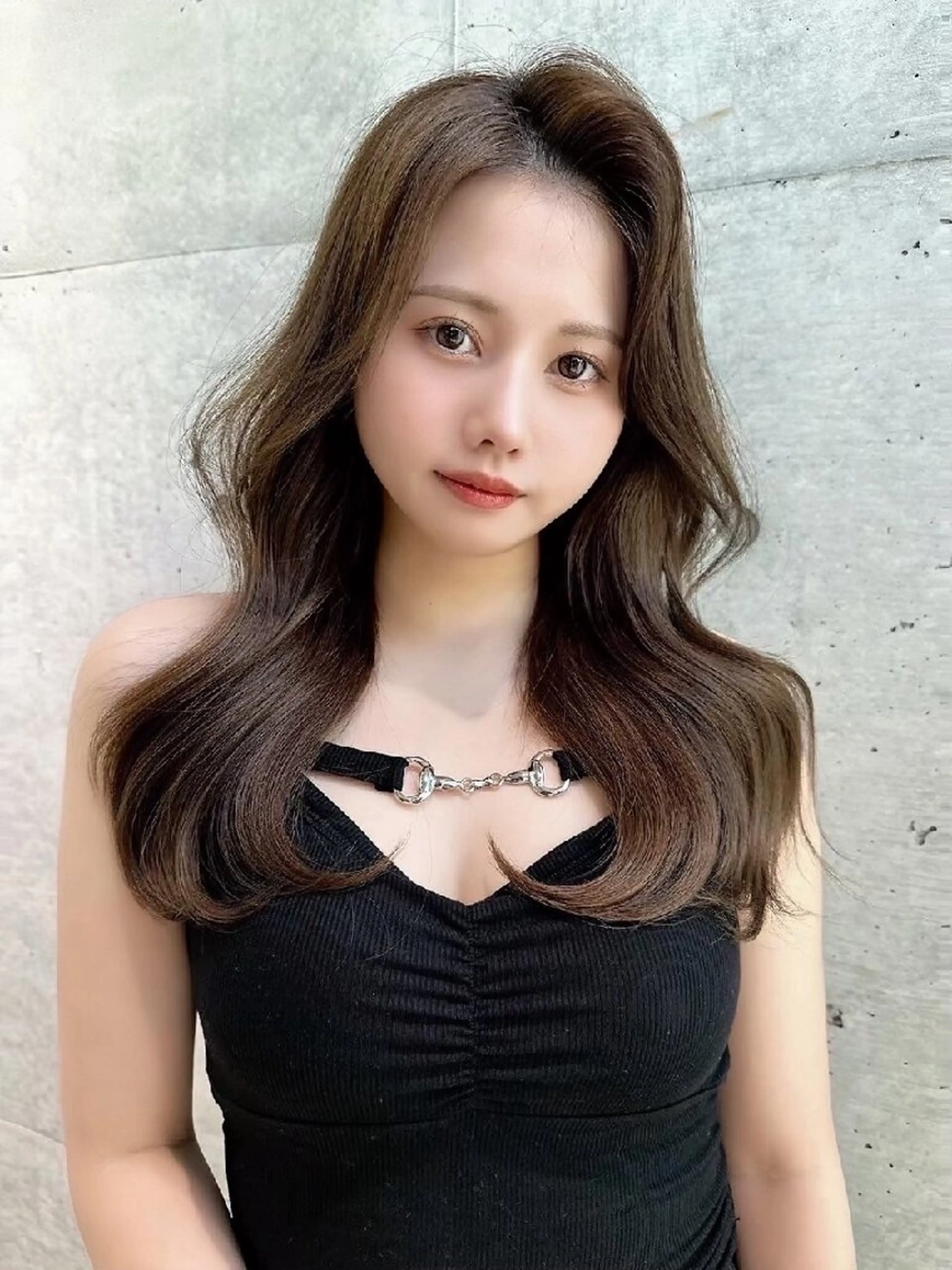 カラー ロング カット ヘアカラー トリートメント Lond Mirrorのヘアスタイル