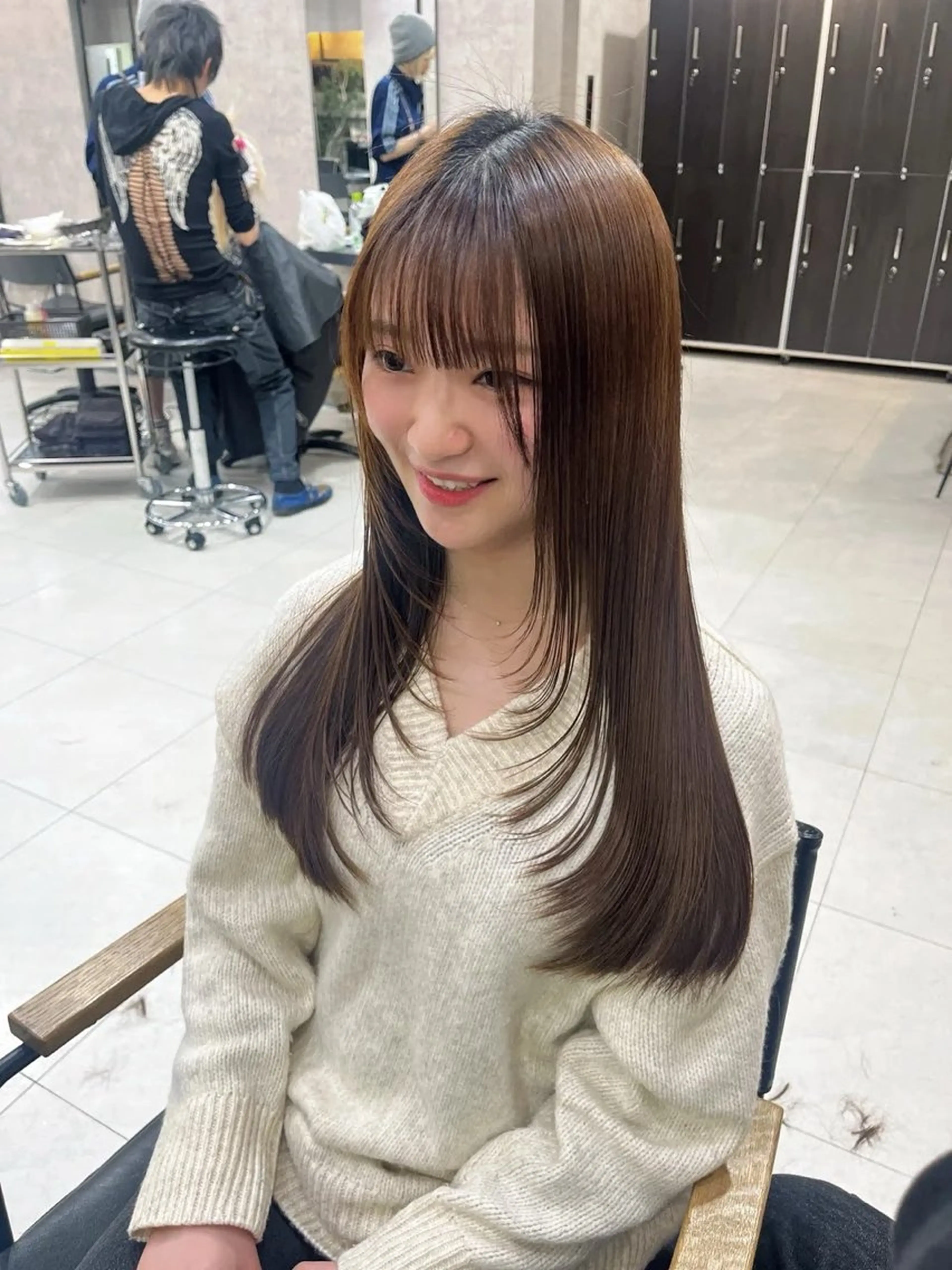 ロング 韓国レイヤーカット/ ハイトーン/マアヤのヘアスタイル