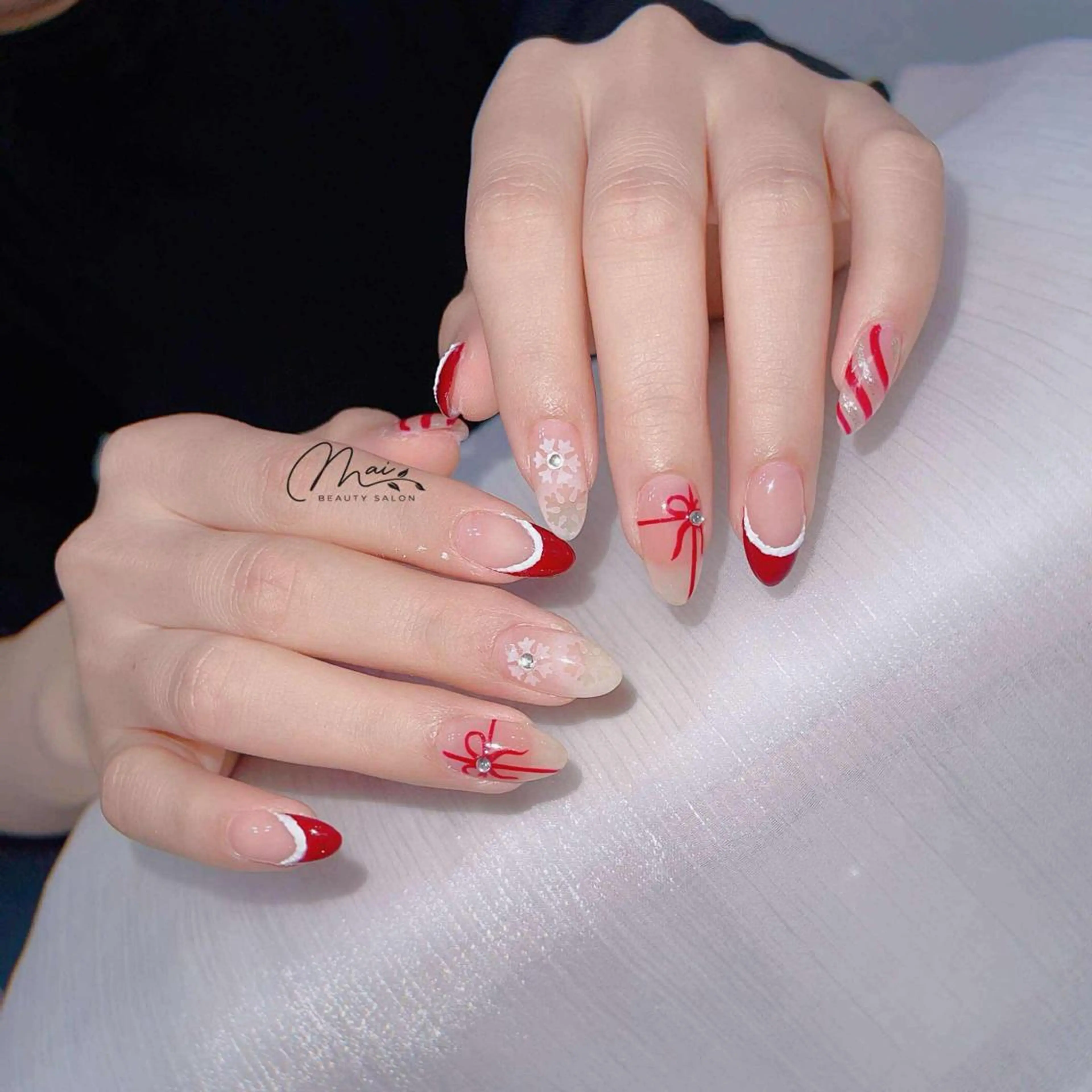 ネイル オーロラネイル チークネイル 長さ出し フラッシュネイル フットネイル MaiBeauty HaNaのネイルデザイン