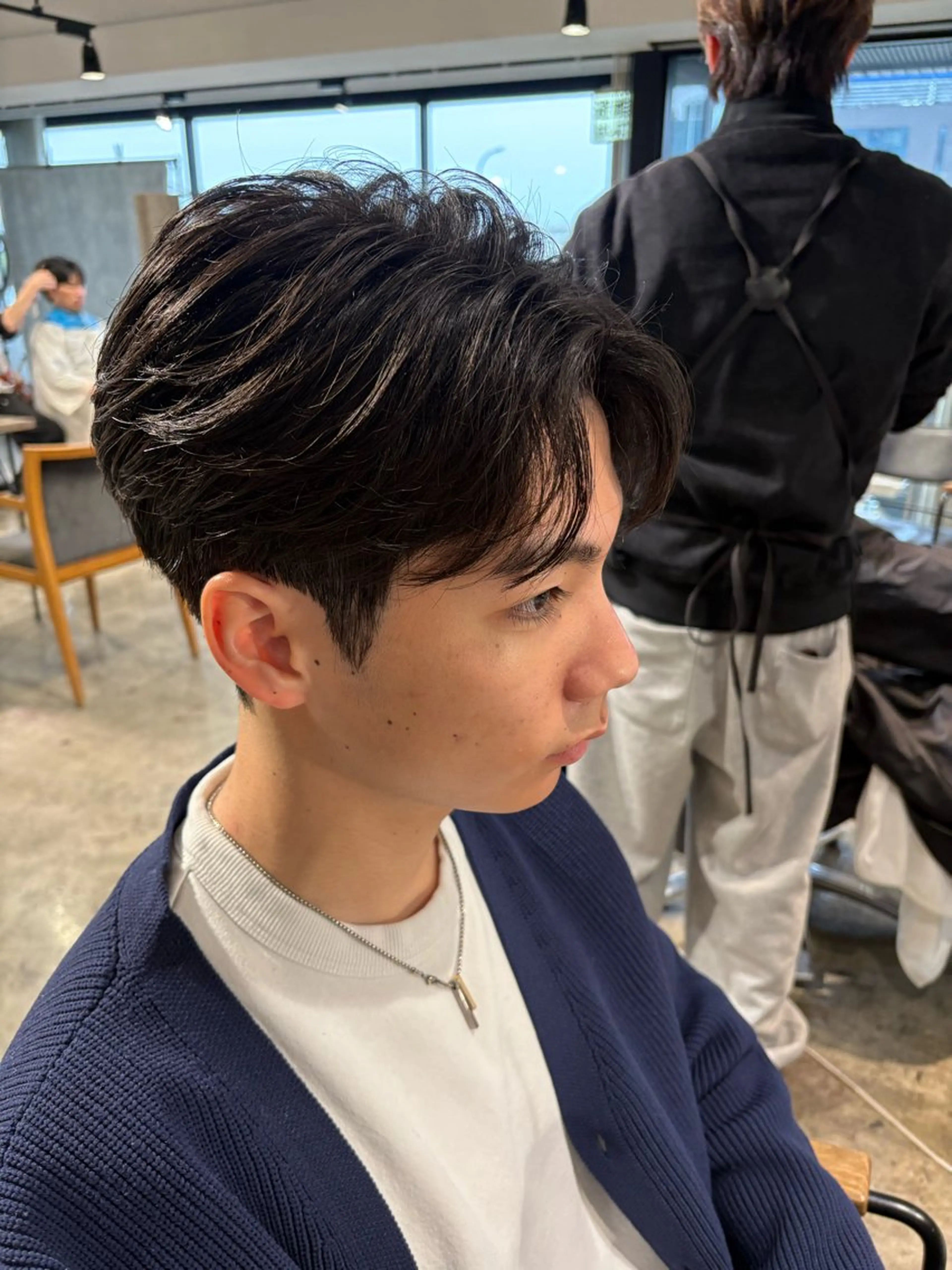 ショート パーマ メンズ センターパート ダウンパーマ フェザーパーマ カルマパーマ メンズ韓国風 become men's hair 名駅店所属・名駅/フェザーパーマ 韓国ヘア/森岡のヘアスタイル