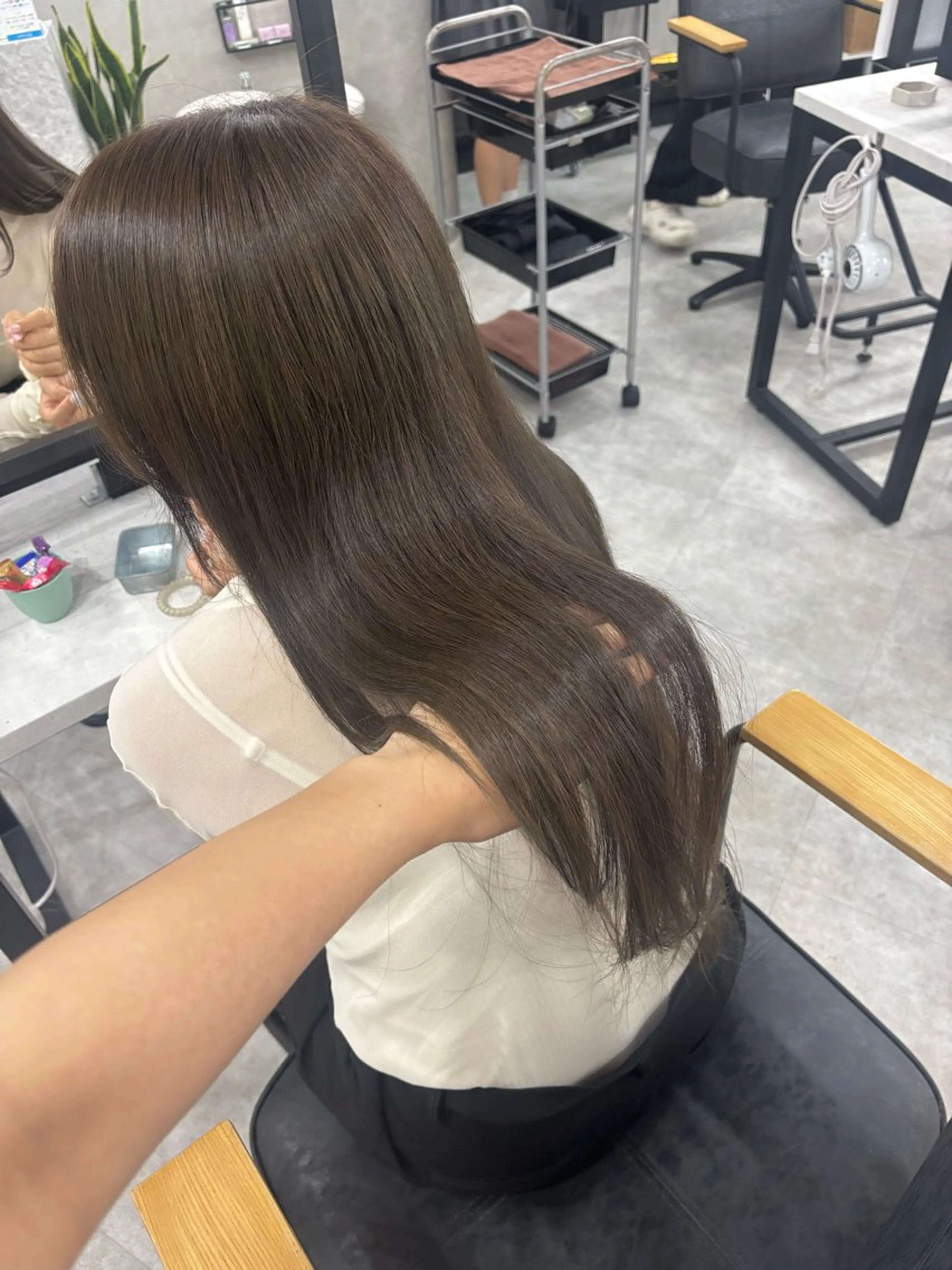 ロング カラー カット ヘアカラー トリートメント Megu/ベージュ/ 透明感カラーのヘアスタイル