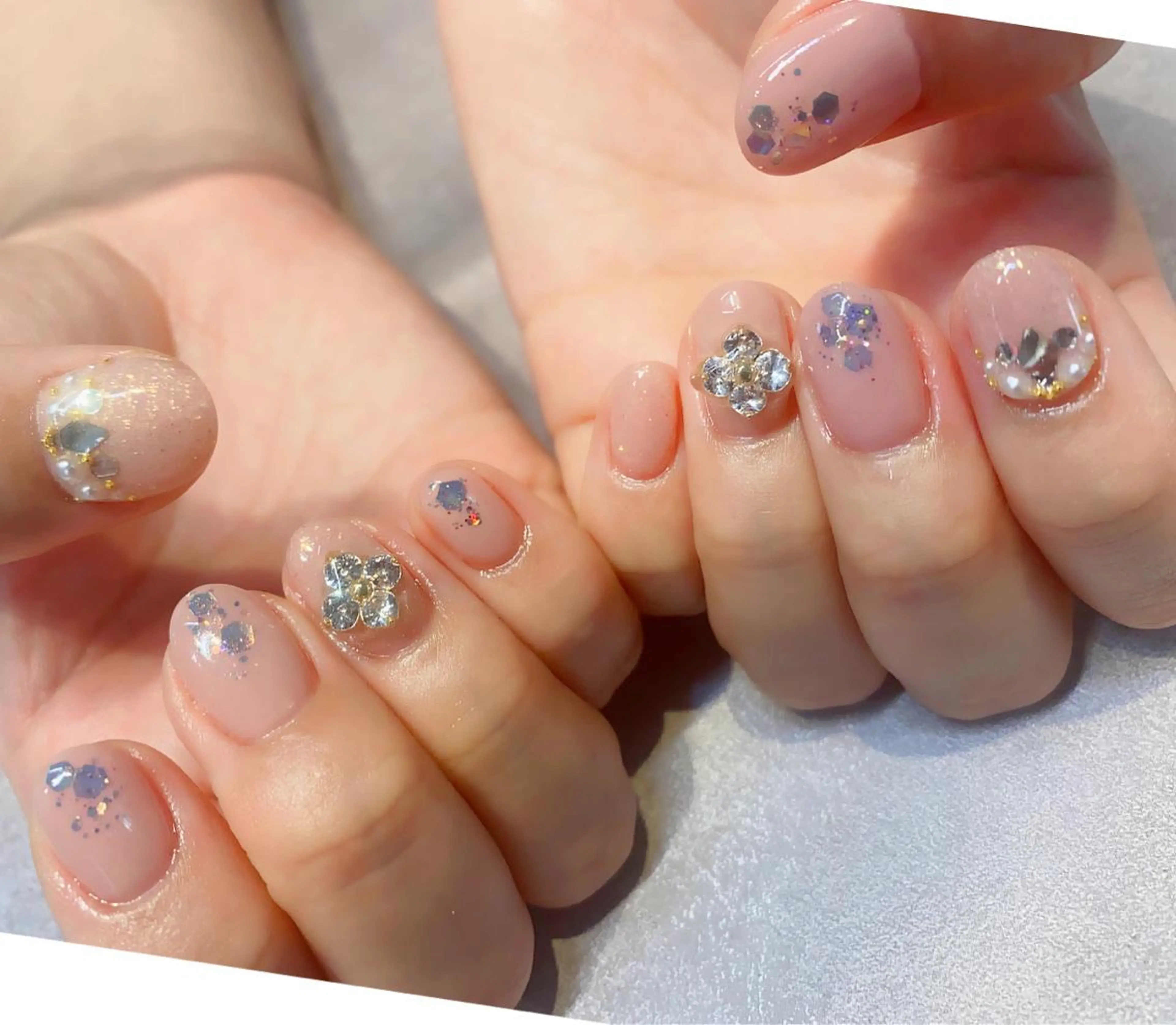 ショート ハンドネイル NAILSALON 🍔Timna🍟のネイルデザイン