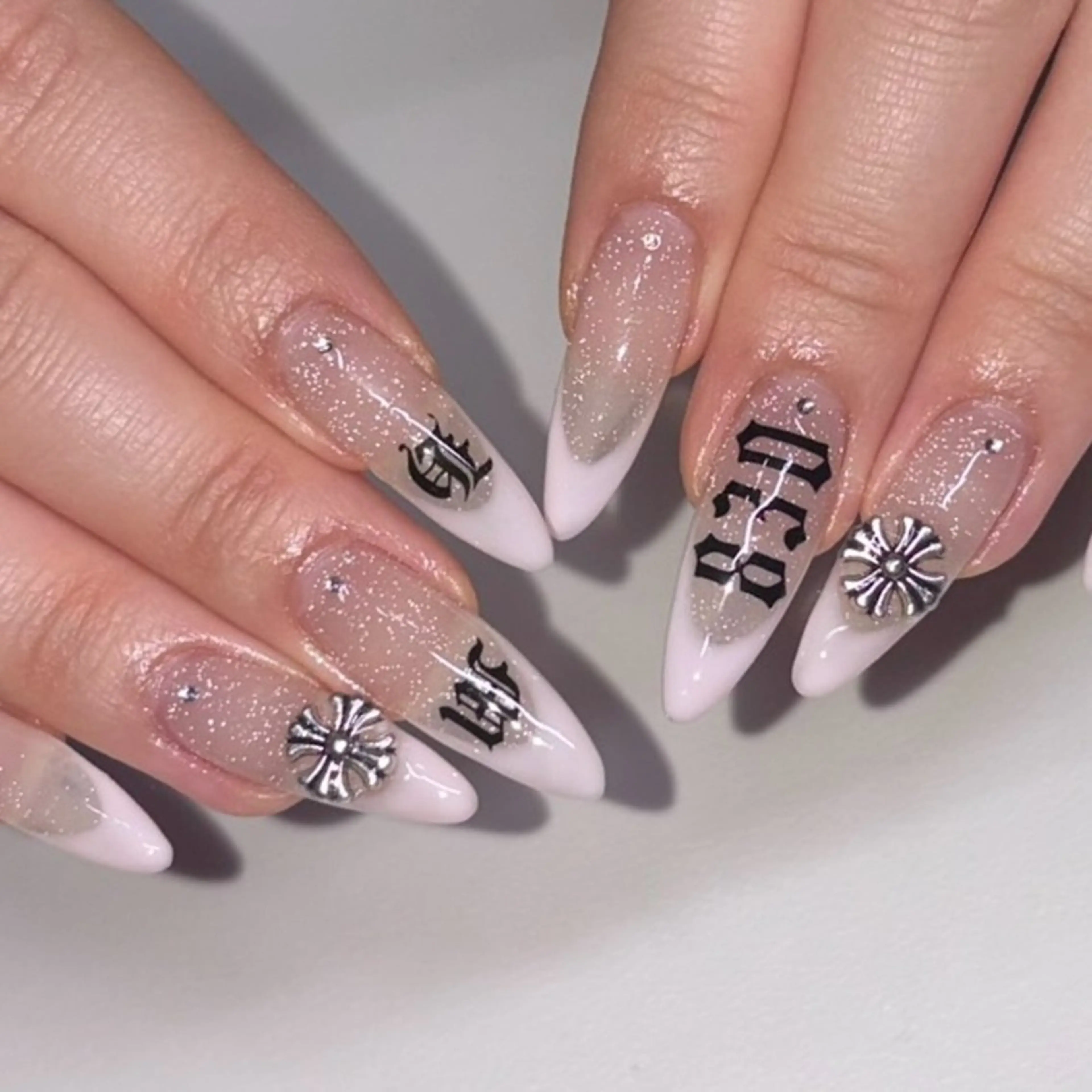 ネイル ハンドネイル alien girl所属・byul nail ビョルネイルのネイルデザイン